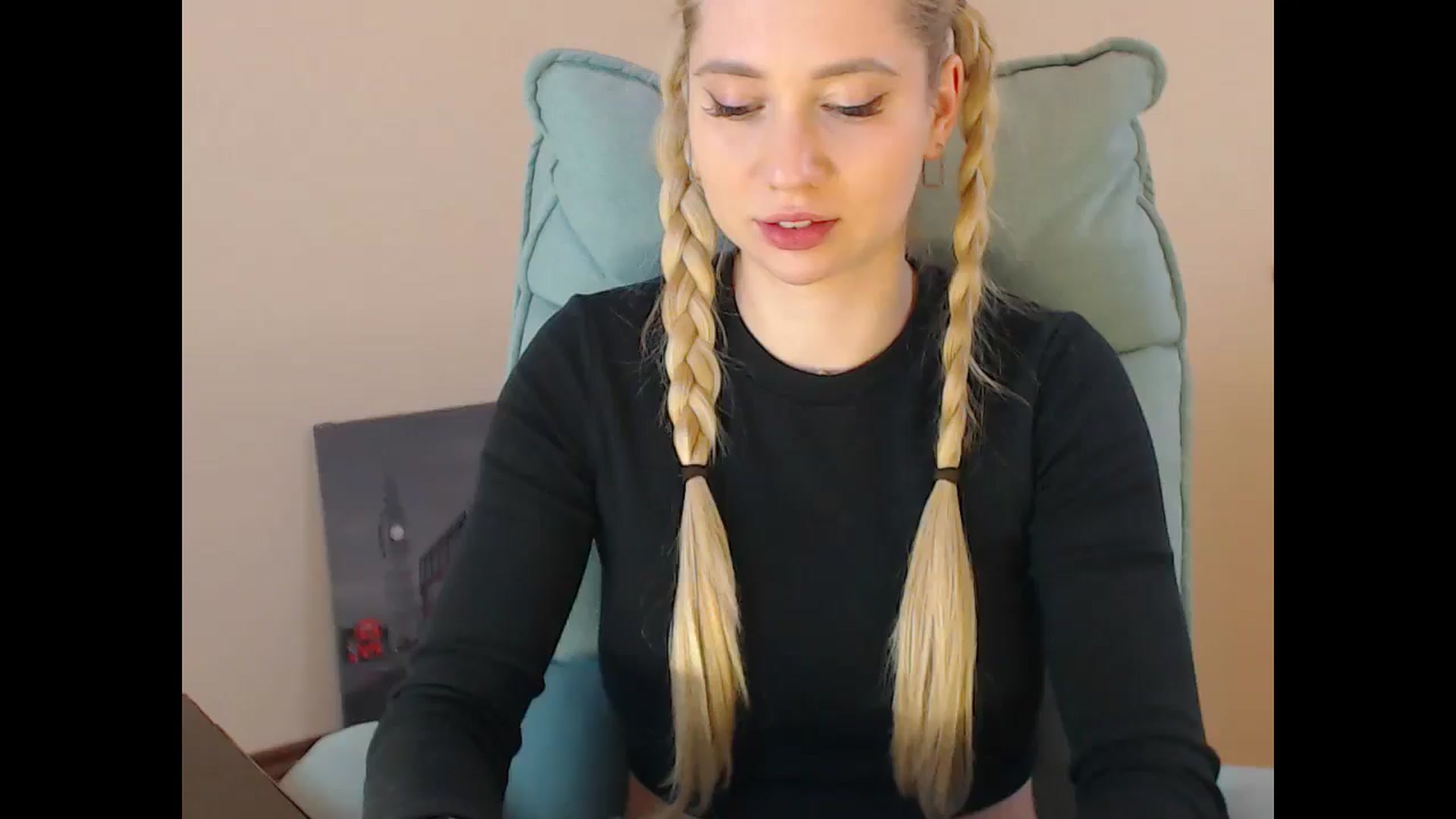 Gallery image thumbnail from Miss_Sylvia's myfreecams stream on, 01/26/2025, 20:43 image 13 of 20