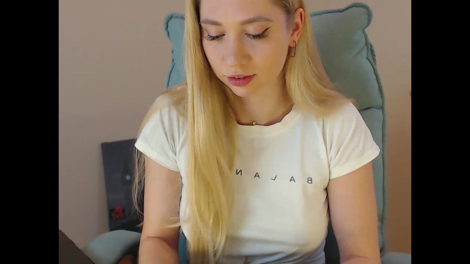 Gallery image thumbnail from Miss_Sylvia's myfreecams stream on, 01/27/2025, 20:59 image 19 of 20