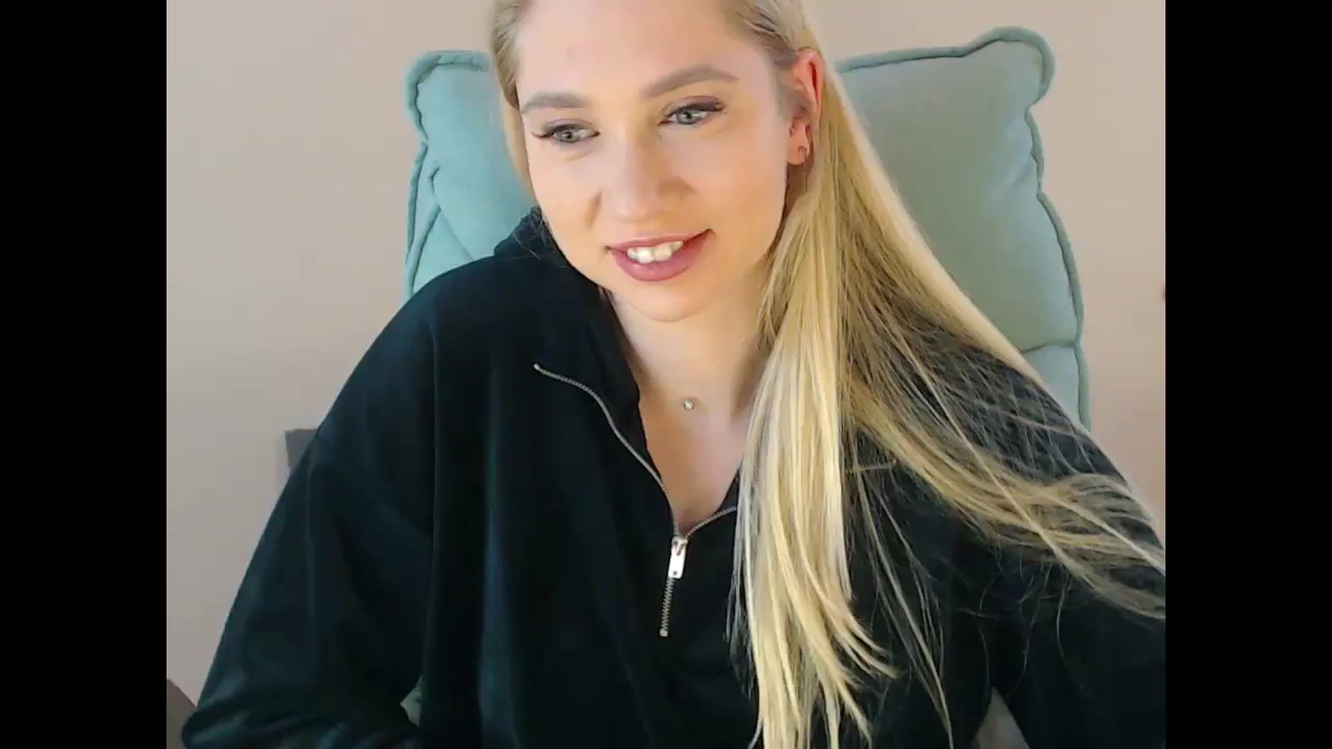 Gallery image thumbnail from Miss_Sylvia's myfreecams stream on, 01/28/2025, 17:04 image 6 of 20
