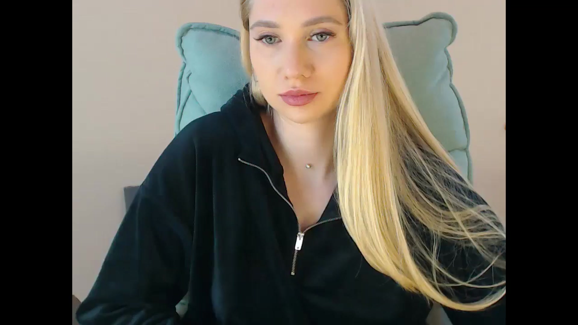 Gallery image thumbnail from Miss_Sylvia's myfreecams stream on, 01/28/2025, 17:04 image 5 of 20