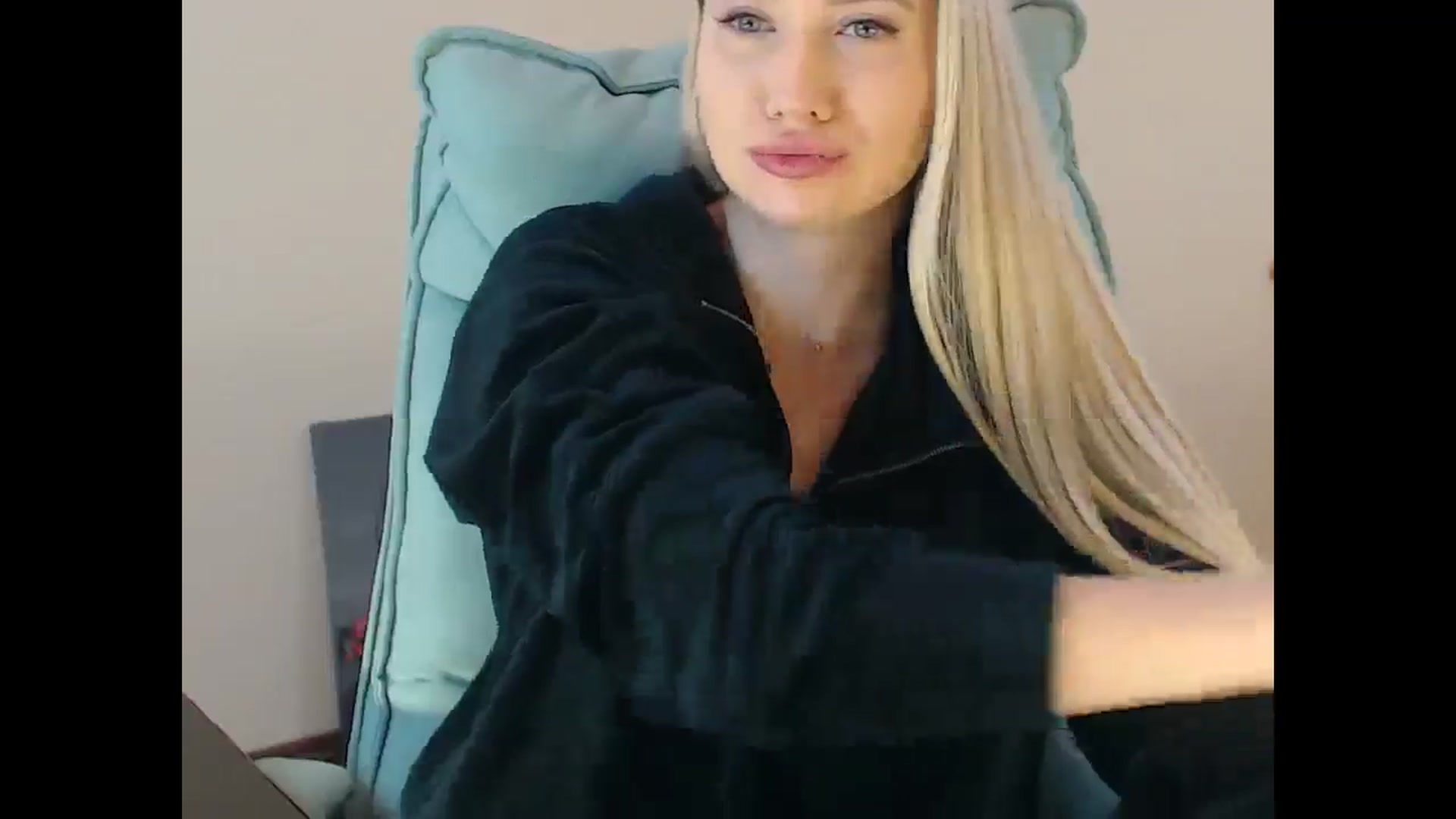 Gallery image thumbnail from Miss_Sylvia's myfreecams stream on, 01/28/2025, 19:02 image 7 of 20