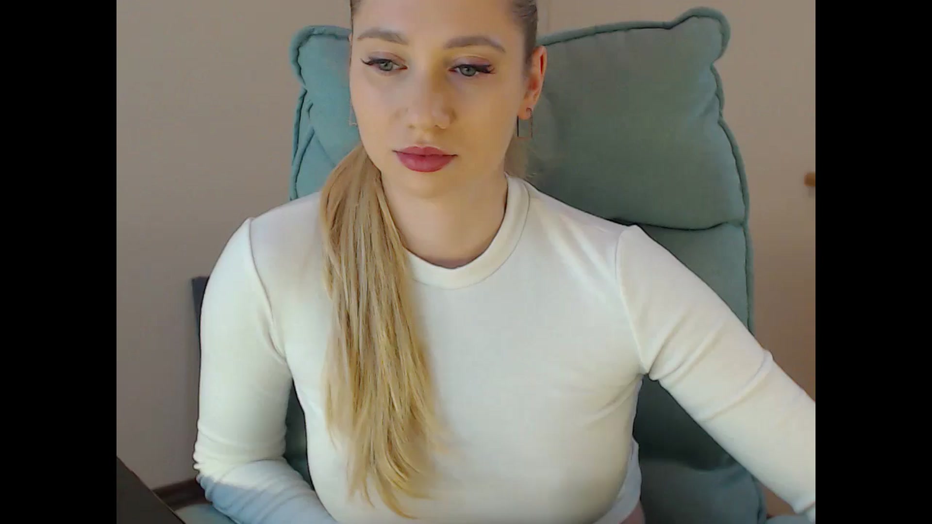 Gallery image thumbnail from Miss_Sylvia's myfreecams stream on, 01/29/2025, 18:05 image 2 of 20