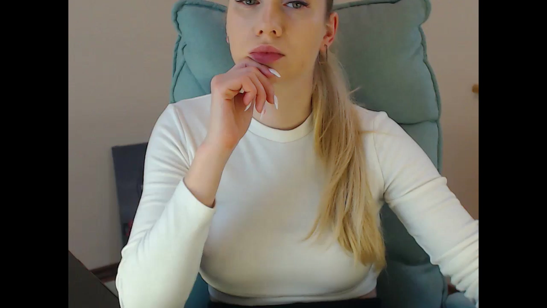 Gallery image thumbnail from Miss_Sylvia's myfreecams stream on, 01/29/2025, 18:57 image 19 of 20