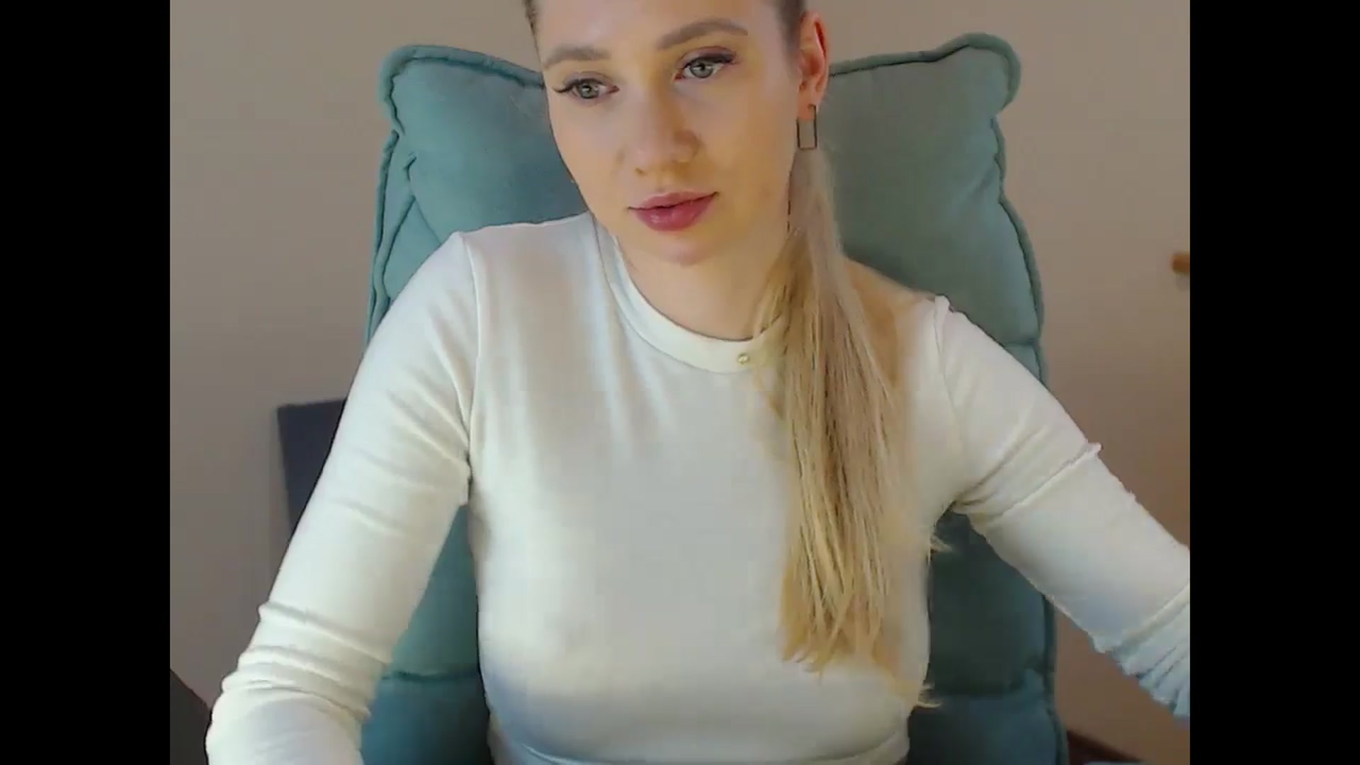 Gallery image thumbnail from Miss_Sylvia's myfreecams stream on, 01/29/2025, 19:36 image 6 of 20