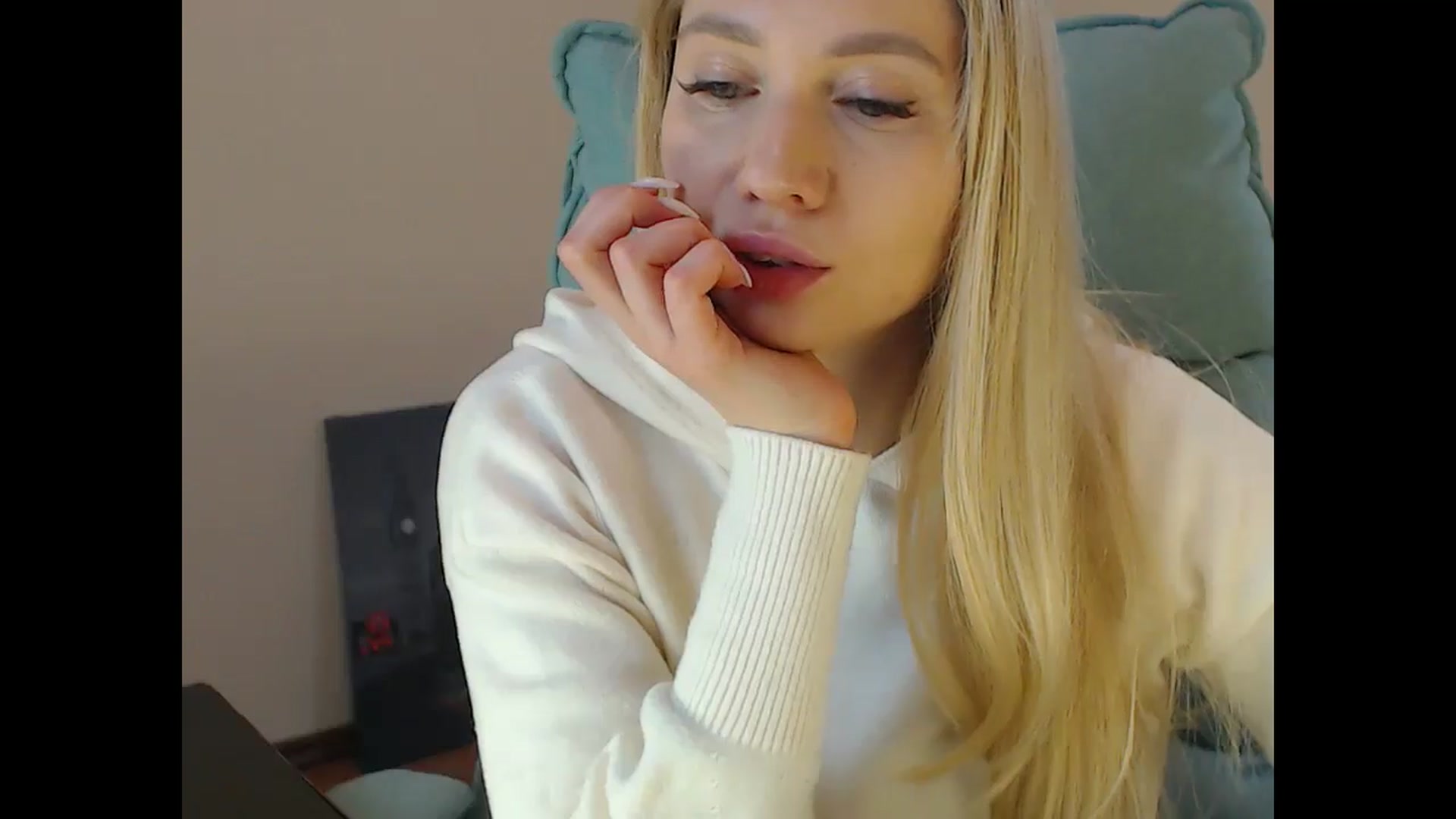Gallery image thumbnail from Miss_Sylvia's myfreecams stream on, 01/30/2025, 18:10 image 20 of 20