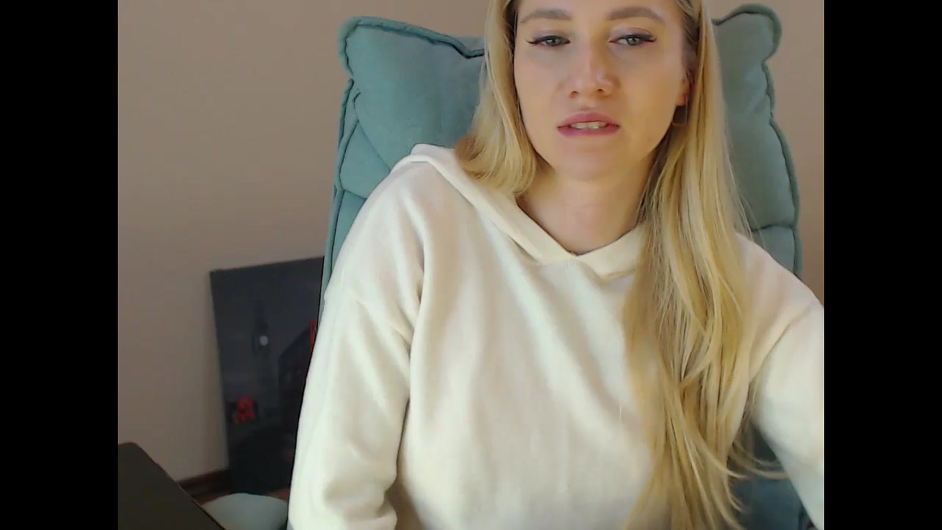 Gallery image thumbnail from Miss_Sylvia's myfreecams stream on, 01/30/2025, 18:10 image 19 of 20