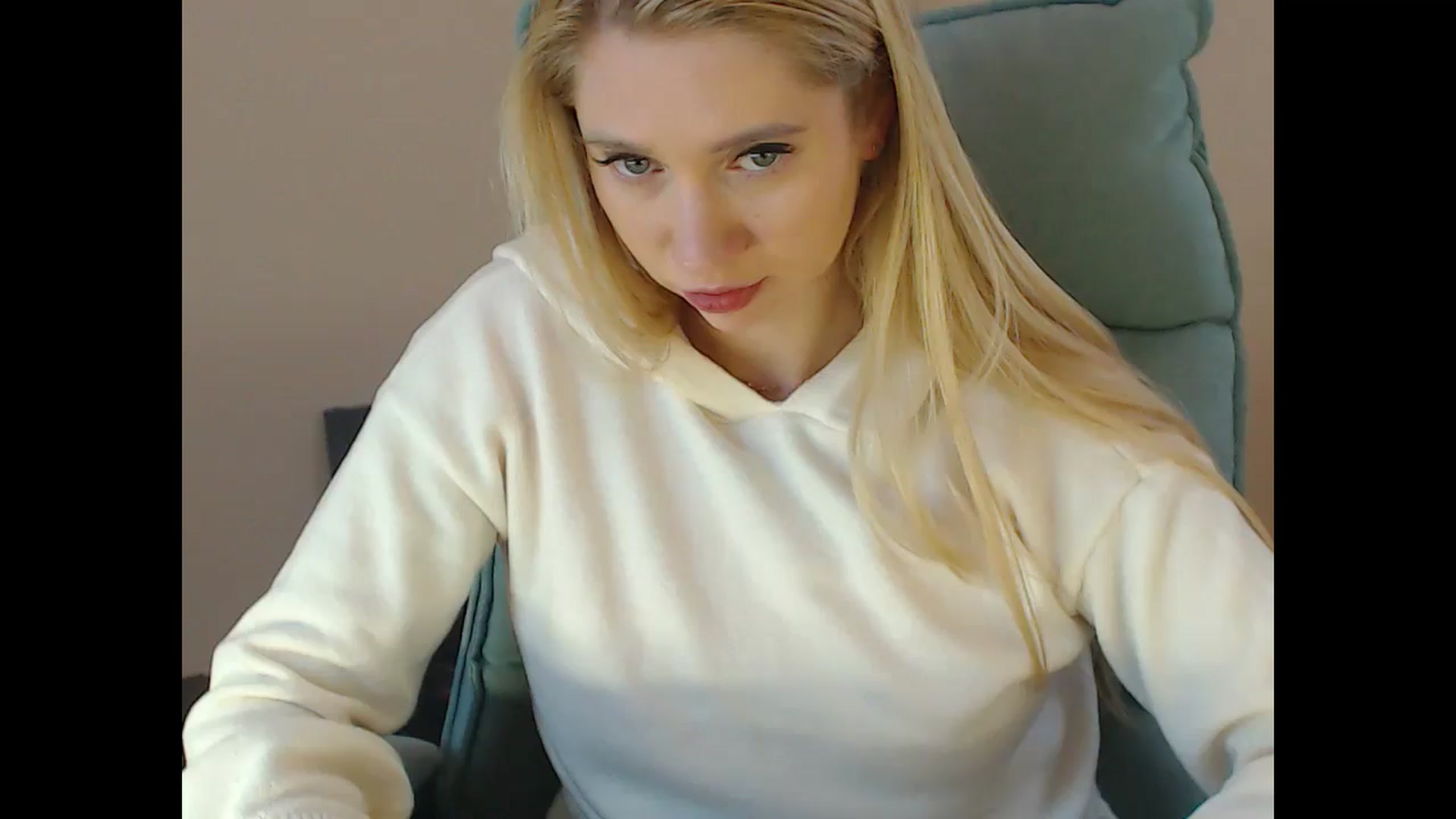 Gallery image thumbnail from Miss_Sylvia's myfreecams stream on, 01/30/2025, 19:50 image 1 of 20