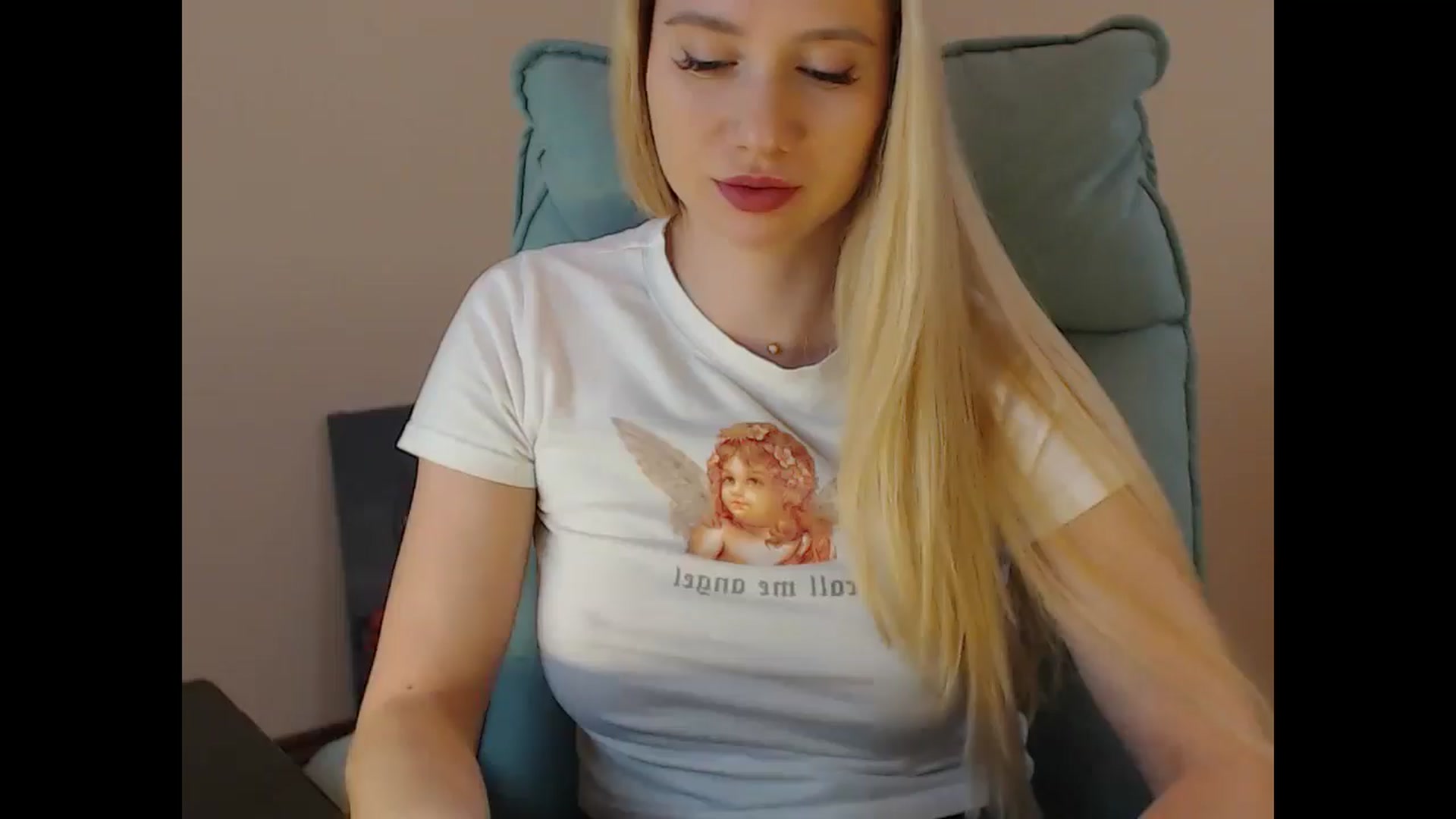 Gallery image thumbnail from Miss_Sylvia's myfreecams stream on, 01/31/2025, 19:22 image 7 of 20
