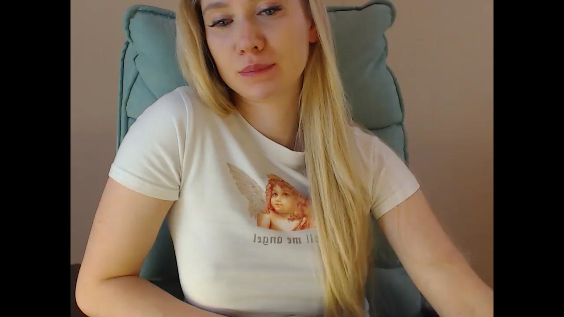 Gallery image thumbnail from Miss_Sylvia's myfreecams stream on, 01/31/2025, 19:53 image 16 of 20