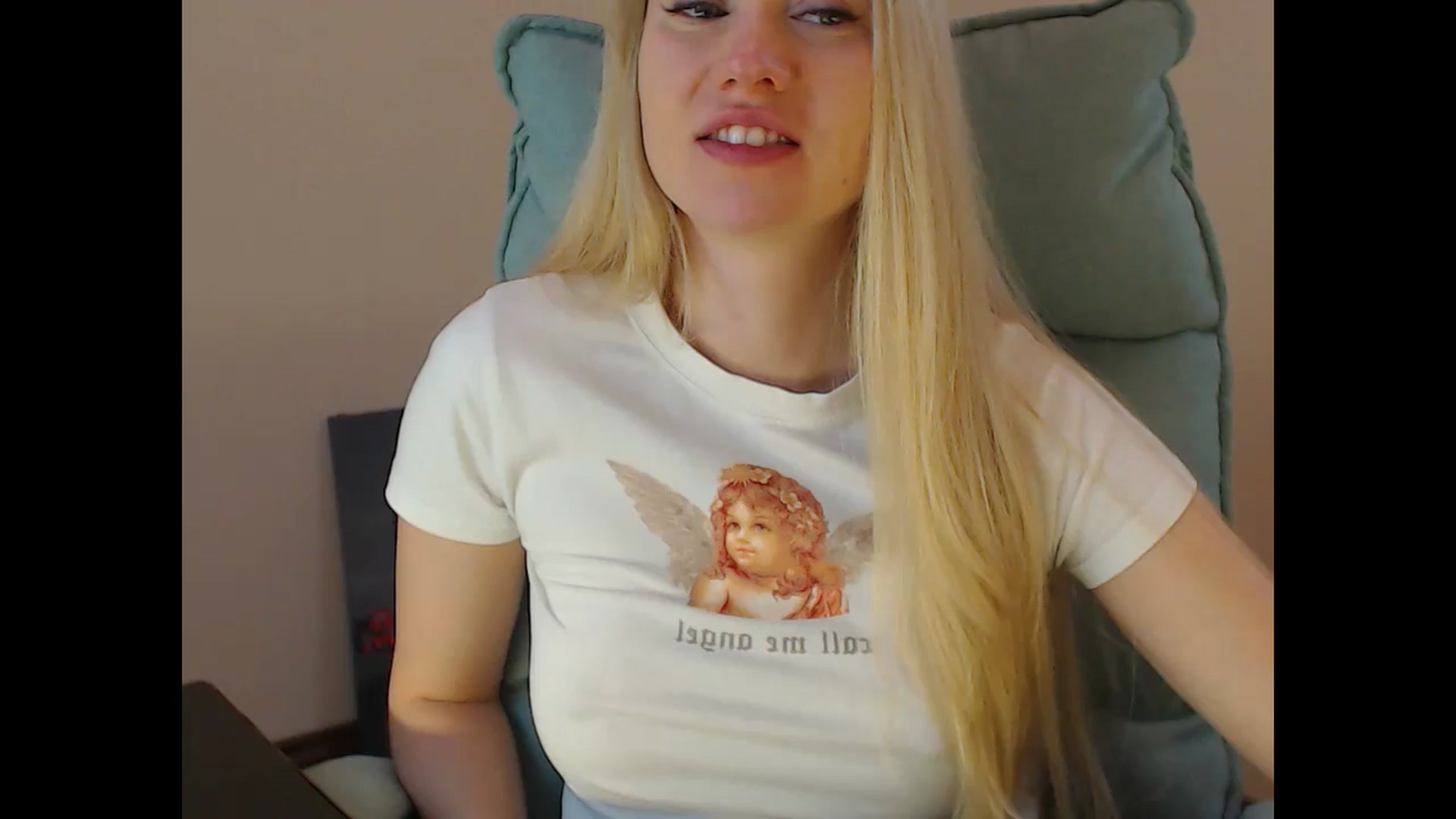 Gallery image thumbnail from Miss_Sylvia's myfreecams stream on, 01/31/2025, 20:45 image 15 of 20