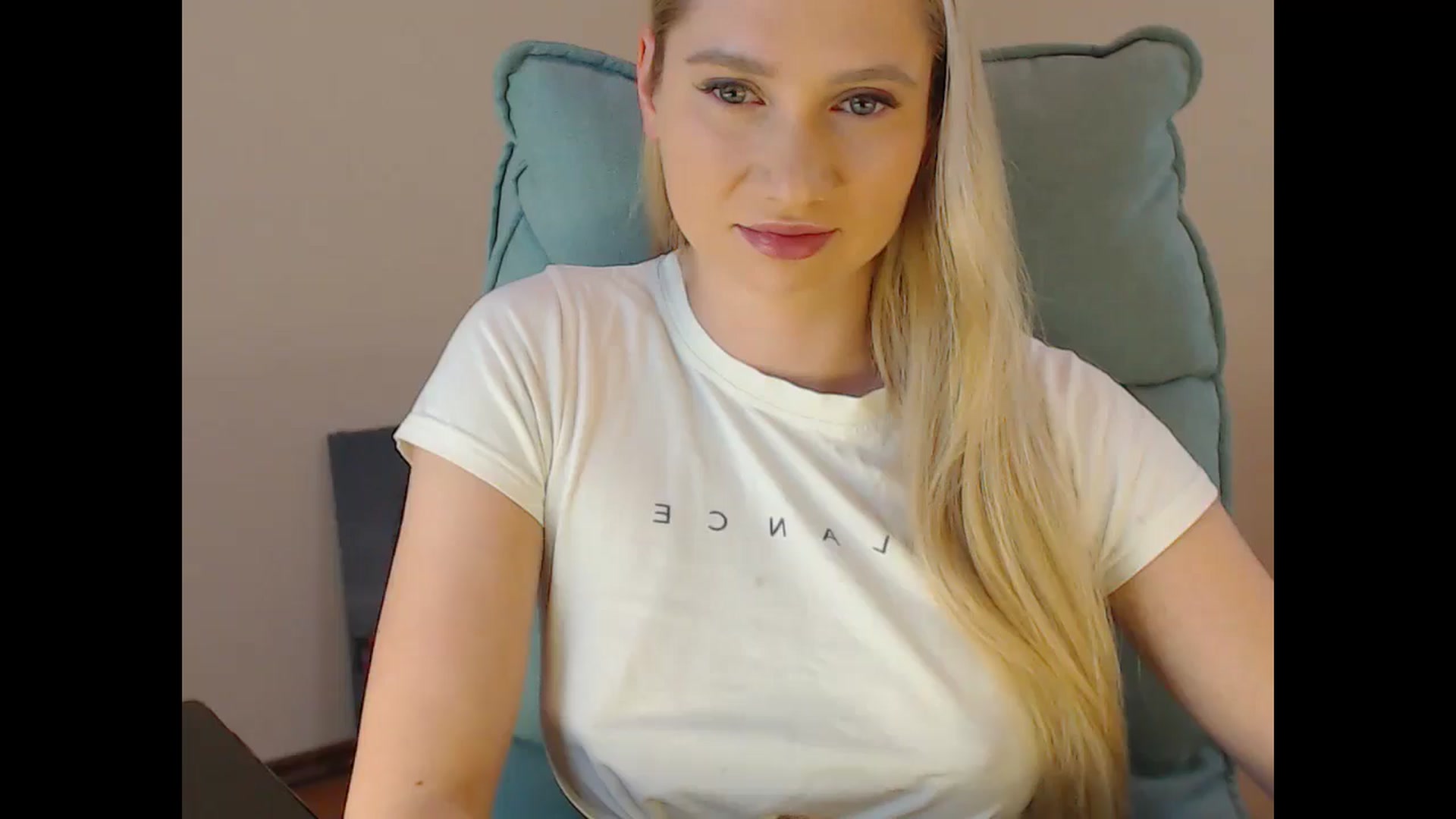 Gallery image thumbnail from Miss_Sylvia's myfreecams stream on, 02/03/2025, 18:30 image 6 of 20