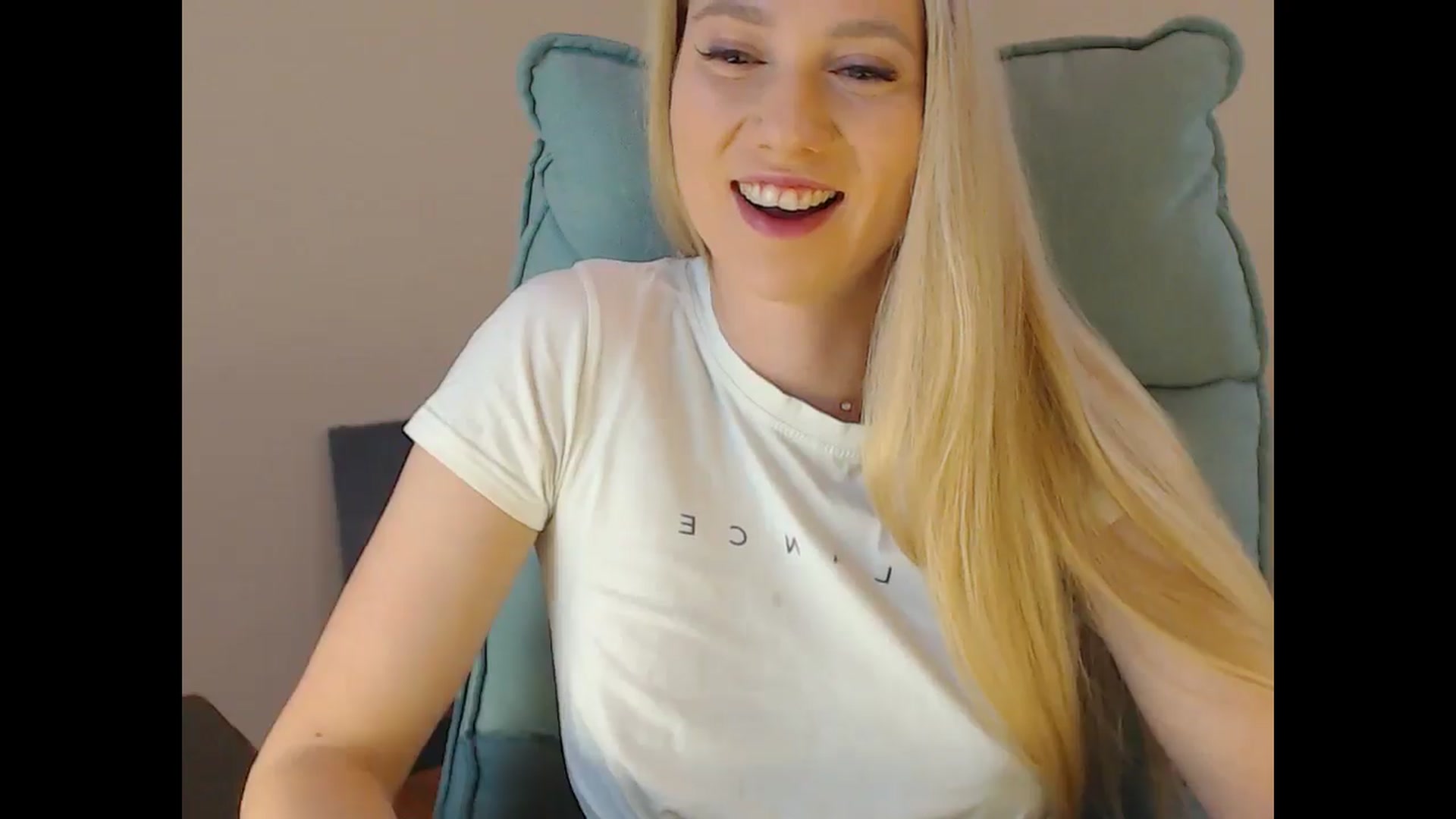 Gallery image thumbnail from Miss_Sylvia's myfreecams stream on, 02/03/2025, 18:30 image 20 of 20