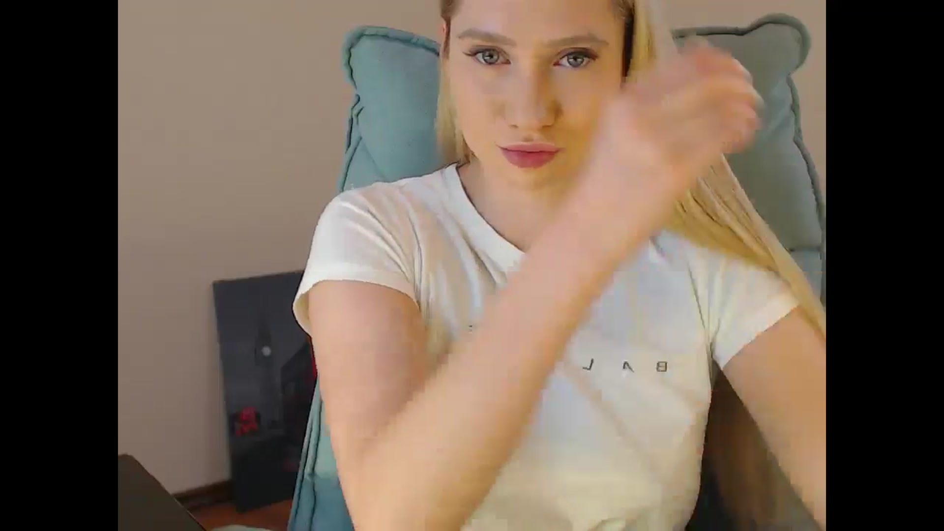 Gallery image thumbnail from Miss_Sylvia's myfreecams stream on, 02/03/2025, 18:30 image 16 of 20