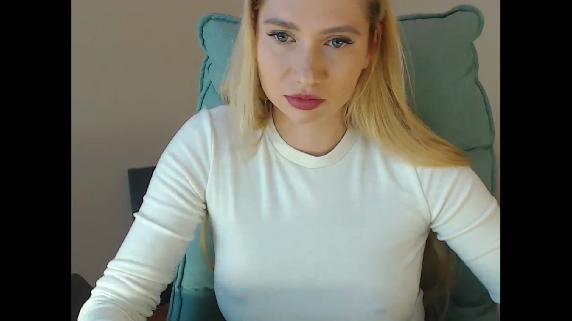 Gallery image thumbnail from Miss_Sylvia's myfreecams stream on, 02/05/2025, 18:23 image 8 of 20