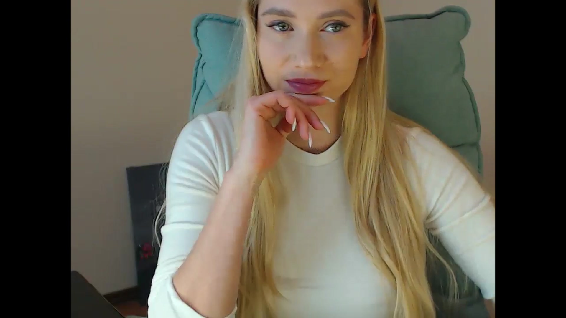 Gallery image thumbnail from Miss_Sylvia's myfreecams stream on, 02/05/2025, 18:23 image 20 of 20
