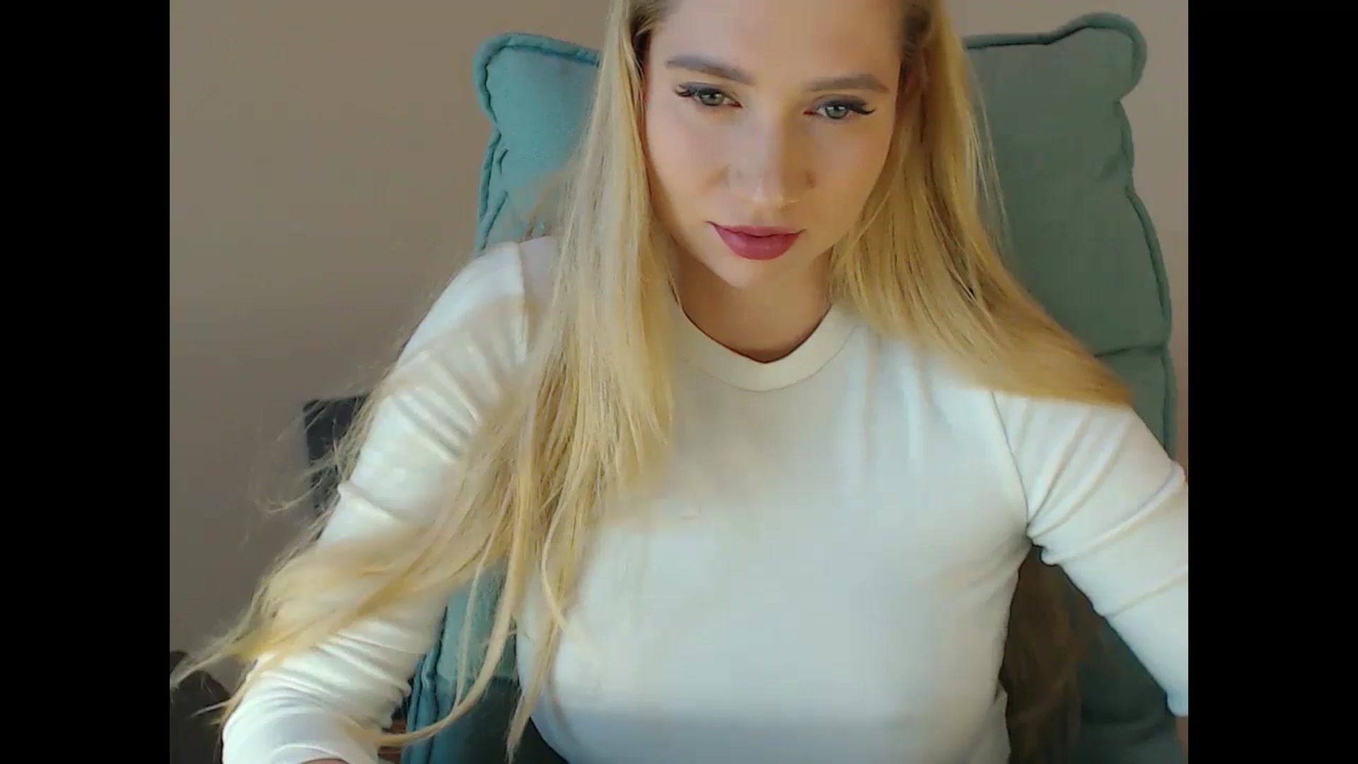 Gallery image thumbnail from Miss_Sylvia's myfreecams stream on, 02/05/2025, 18:23 image 11 of 20