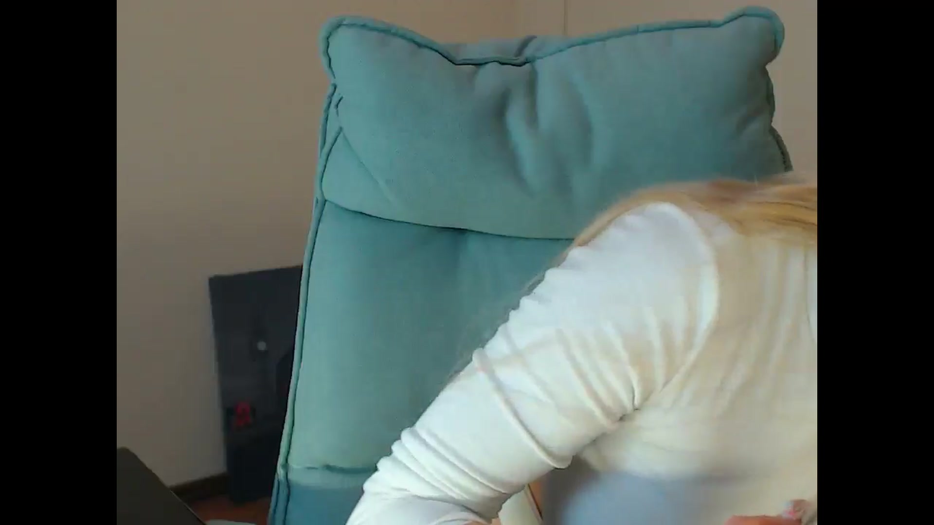 Gallery image thumbnail from Miss_Sylvia's myfreecams stream on, 02/05/2025, 18:23 image 17 of 20