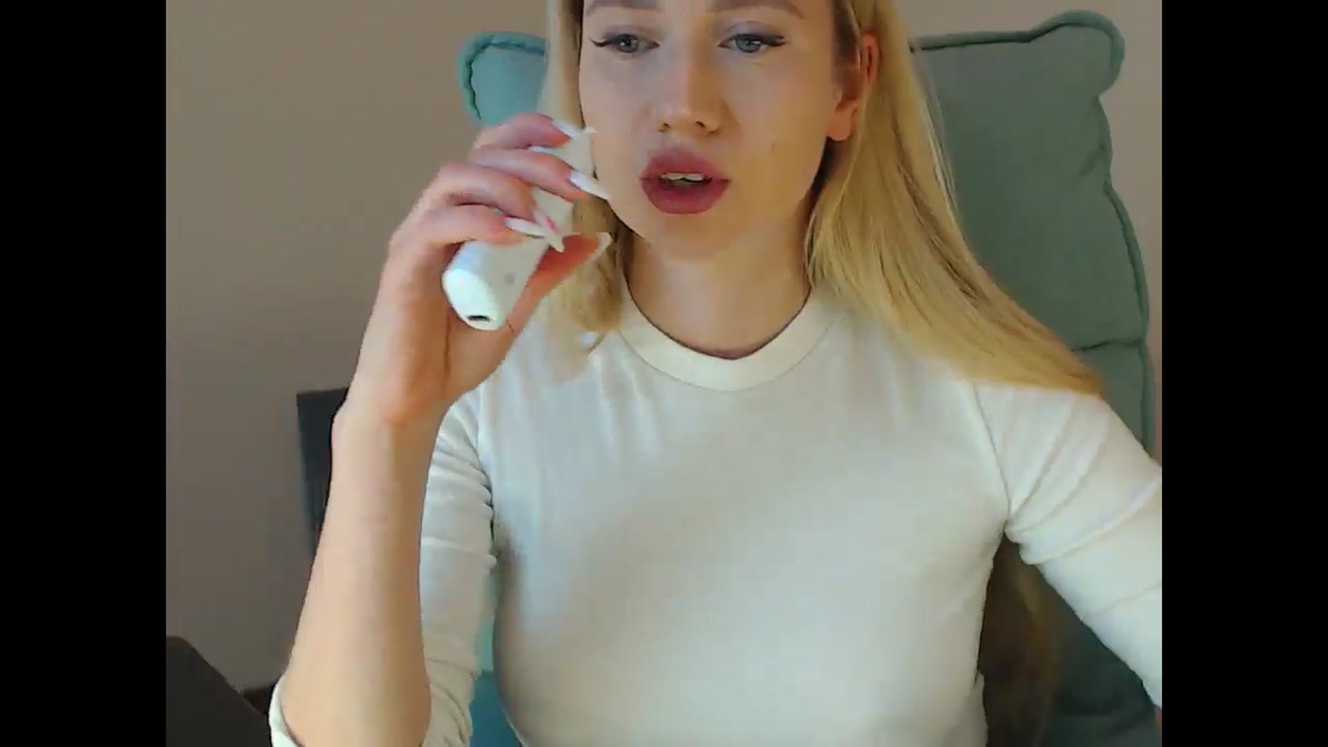 Gallery image thumbnail from Miss_Sylvia's myfreecams stream on, 02/05/2025, 18:23 image 9 of 20