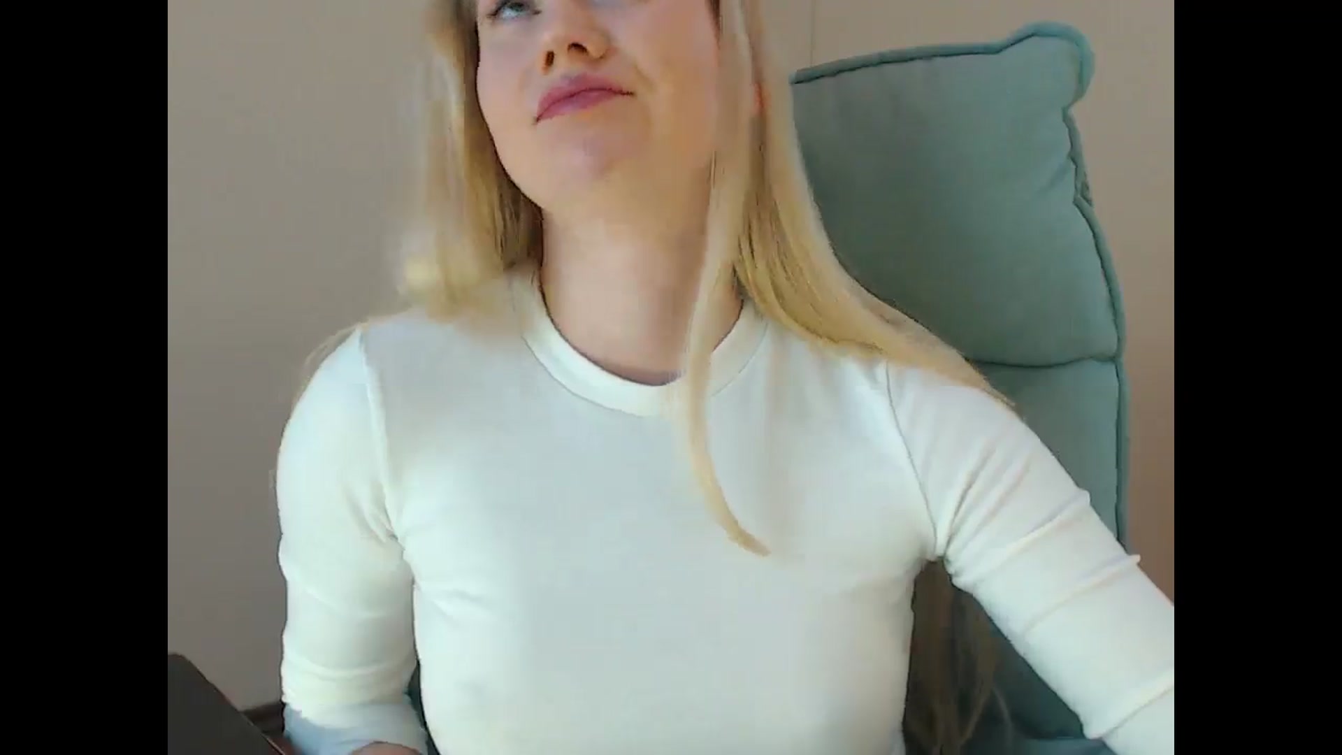Gallery image thumbnail from Miss_Sylvia's myfreecams stream on, 02/05/2025, 18:51 image 4 of 20