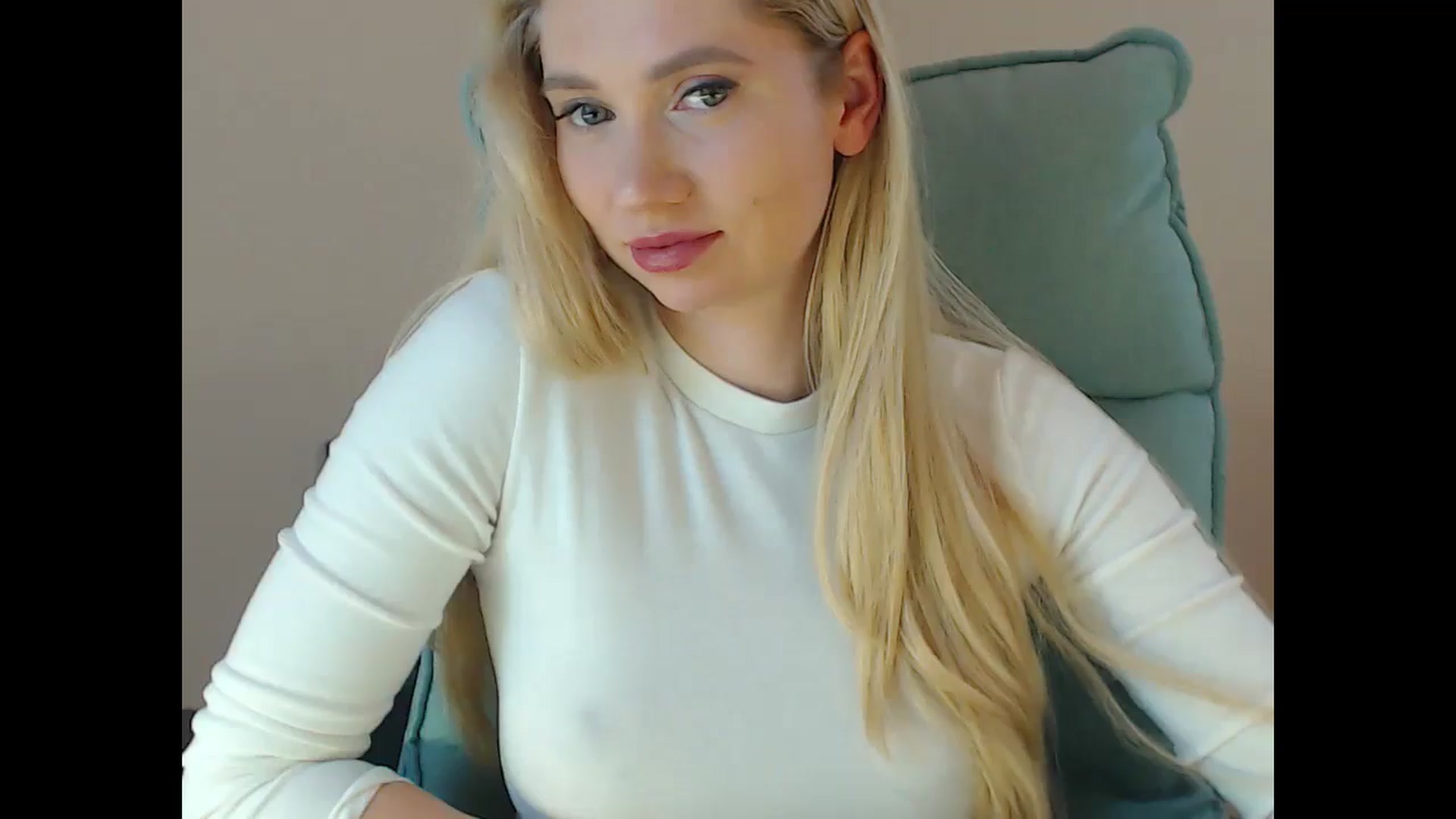 Gallery image thumbnail from Miss_Sylvia's myfreecams stream on, 02/05/2025, 18:51 image 16 of 20