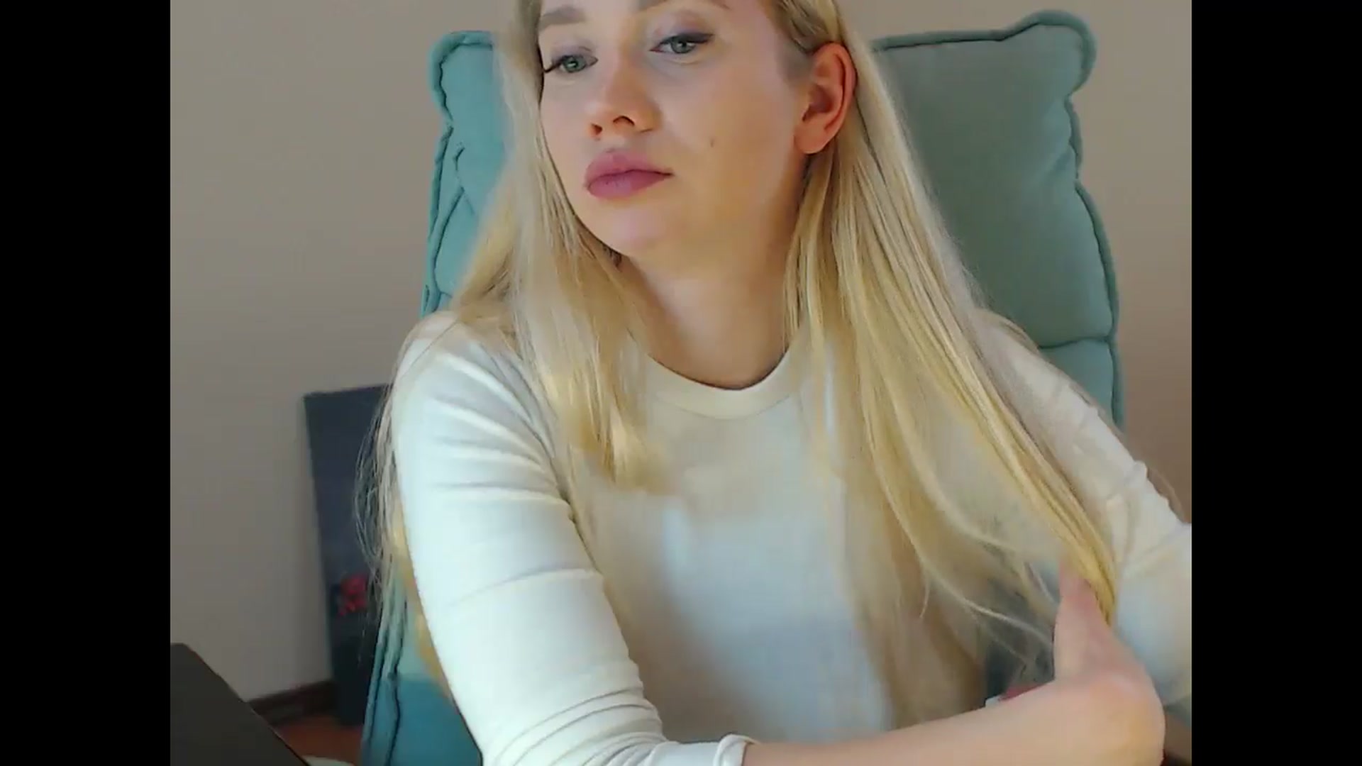 Gallery image thumbnail from Miss_Sylvia's myfreecams stream on, 02/05/2025, 20:43 image 6 of 20