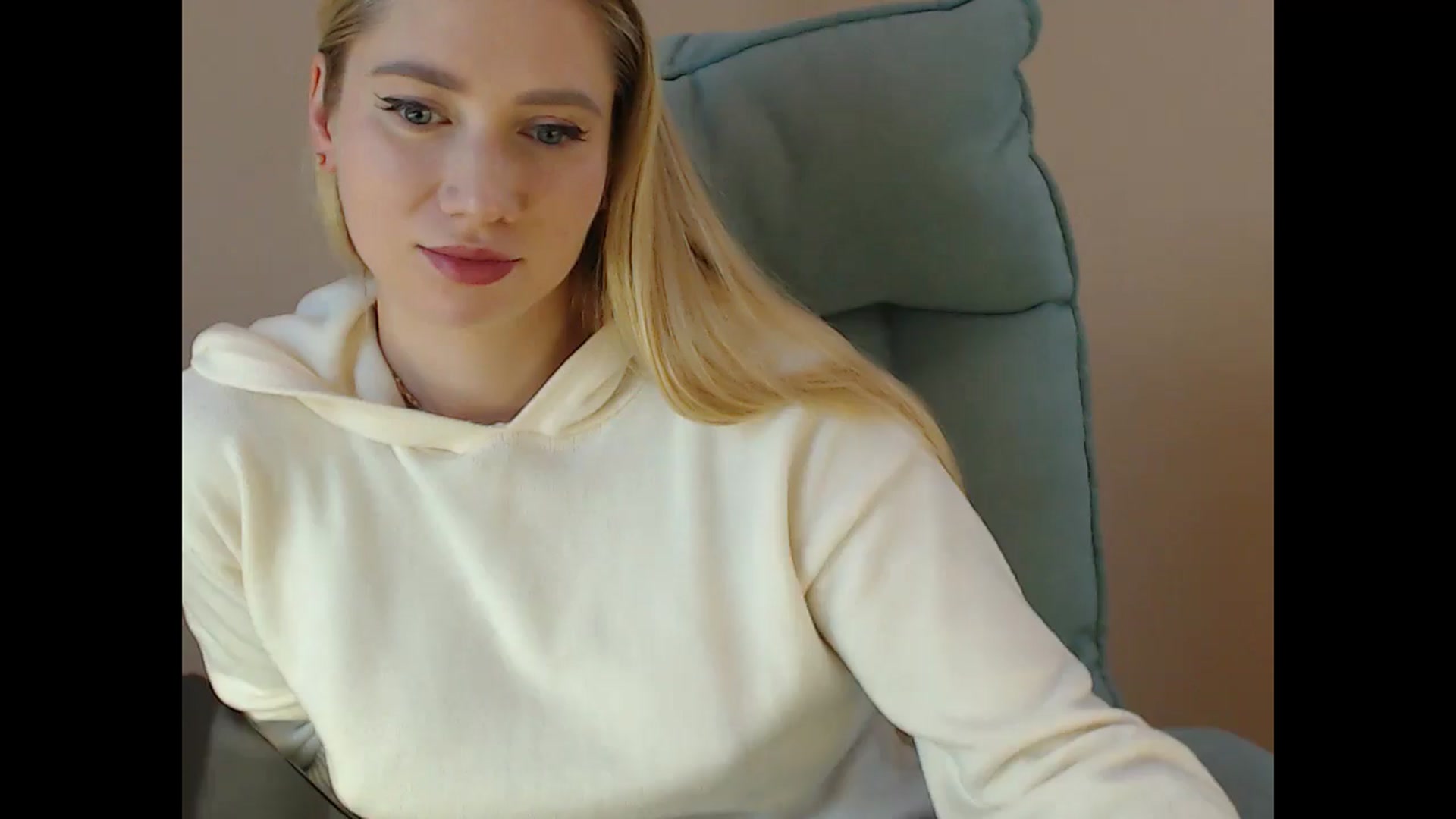 Gallery image thumbnail from Miss_Sylvia's myfreecams stream on, 02/10/2025, 18:19 image 15 of 20