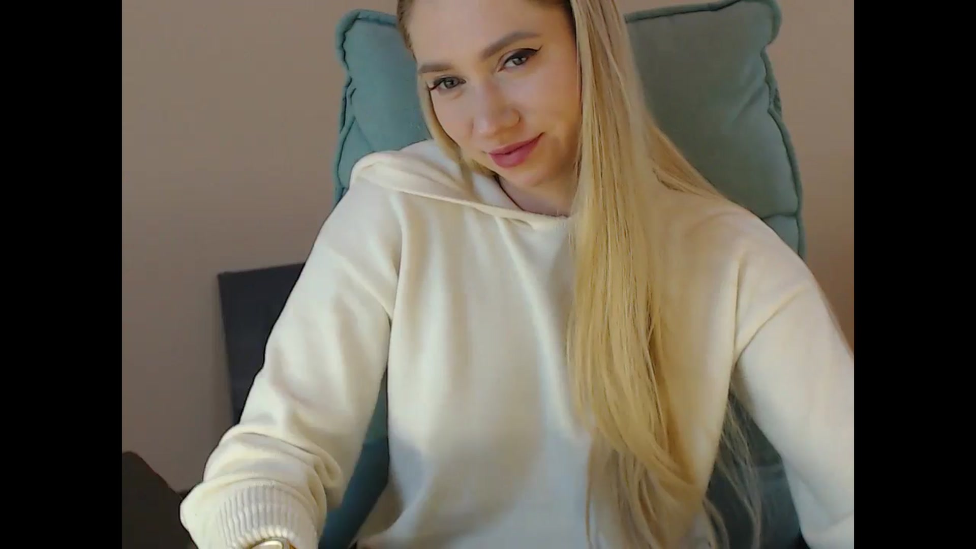 Gallery image thumbnail from Miss_Sylvia's myfreecams stream on, 02/10/2025, 18:19 image 6 of 20
