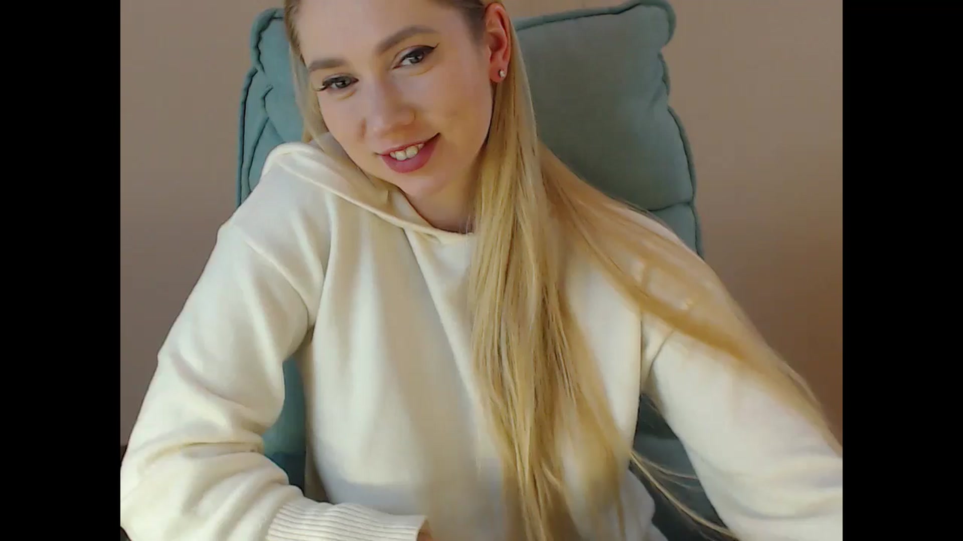 Gallery image thumbnail from Miss_Sylvia's myfreecams stream on, 02/10/2025, 18:19 image 9 of 20