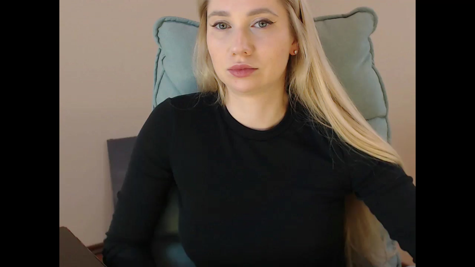 Gallery image thumbnail from Miss_Sylvia's myfreecams stream on, 02/11/2025, 18:08 image 11 of 20