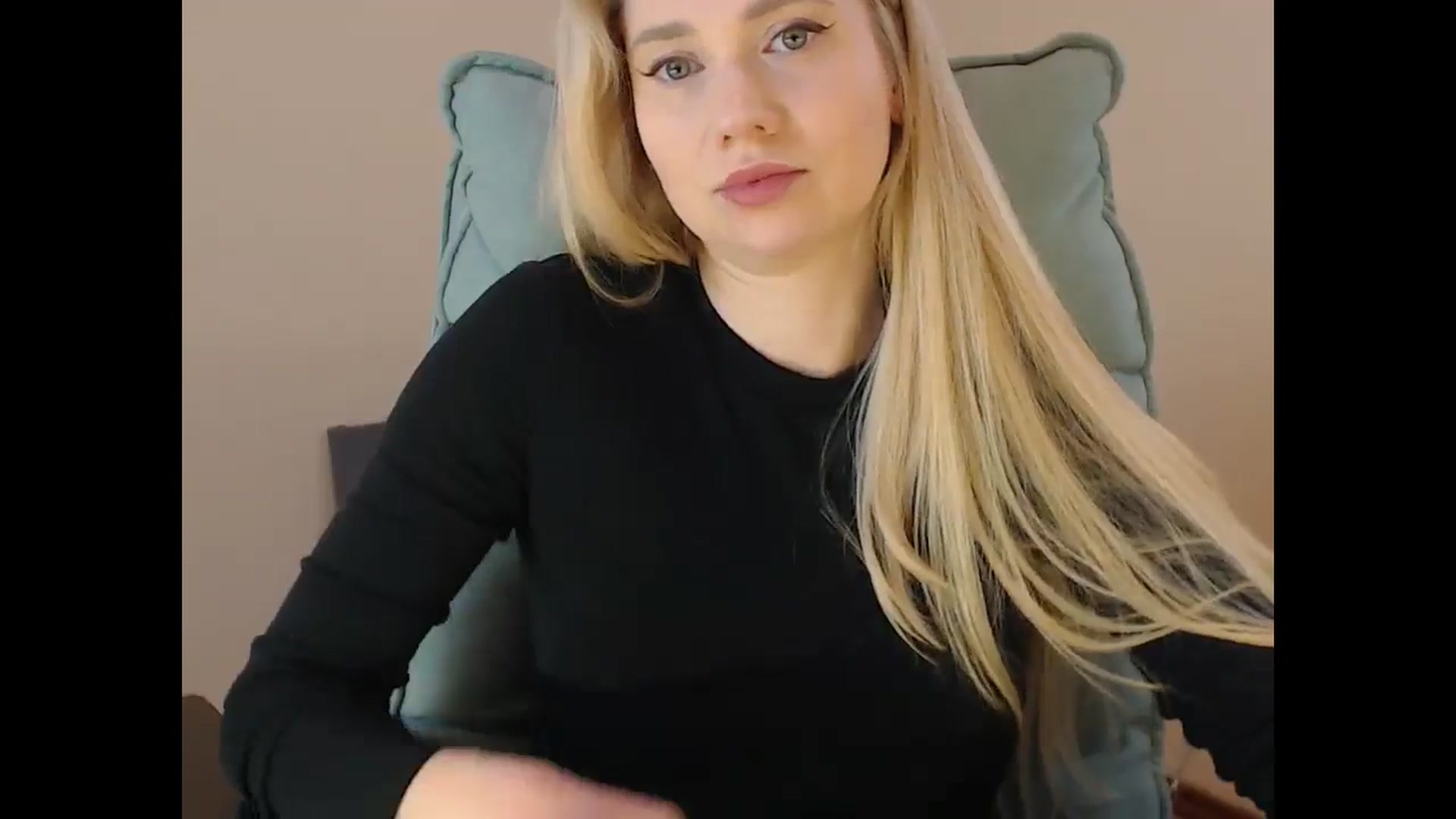 Gallery image thumbnail from Miss_Sylvia's myfreecams stream on, 02/11/2025, 18:08 image 18 of 20