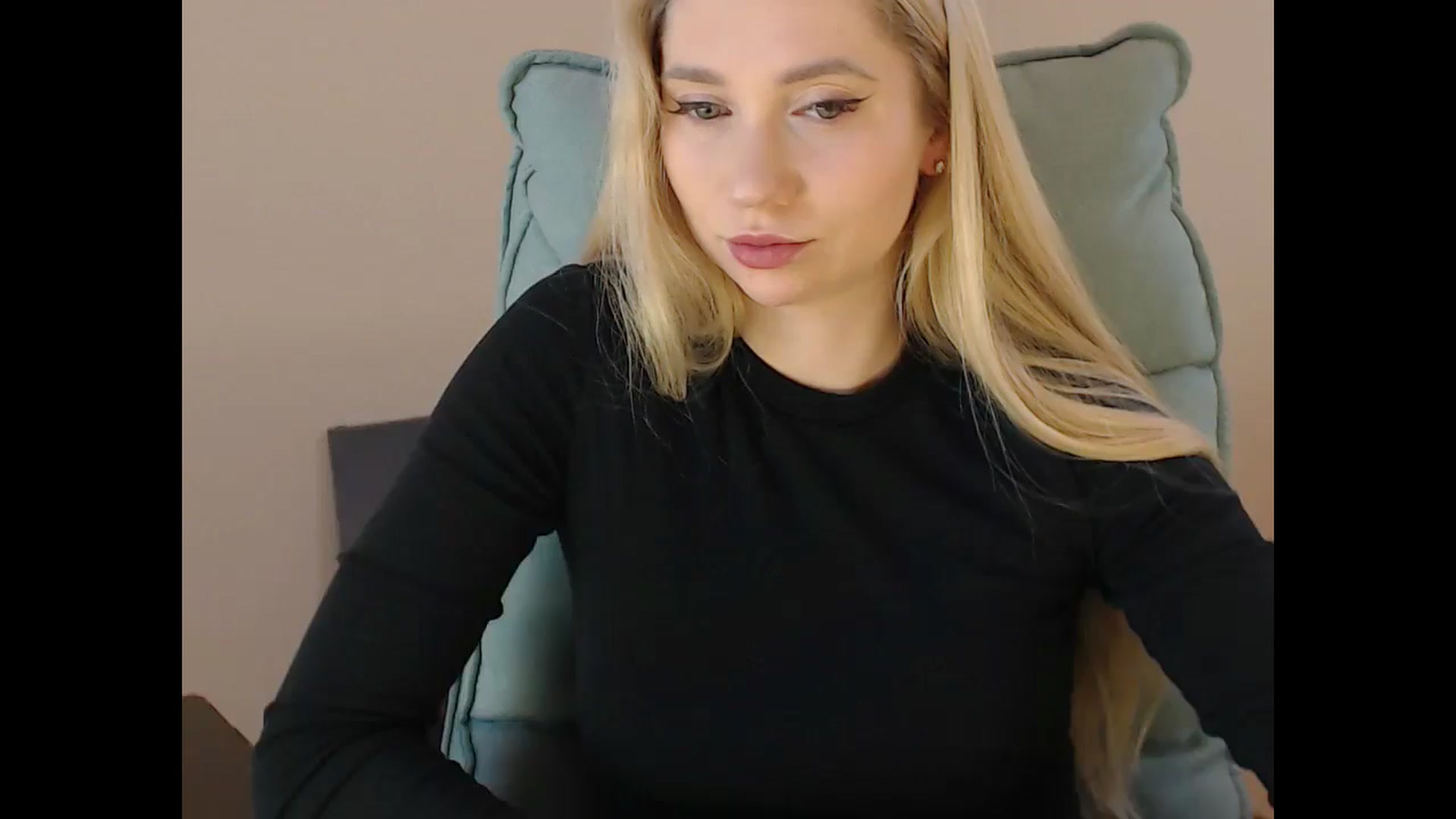 Gallery image thumbnail from Miss_Sylvia's myfreecams stream on, 02/11/2025, 18:08 image 5 of 20