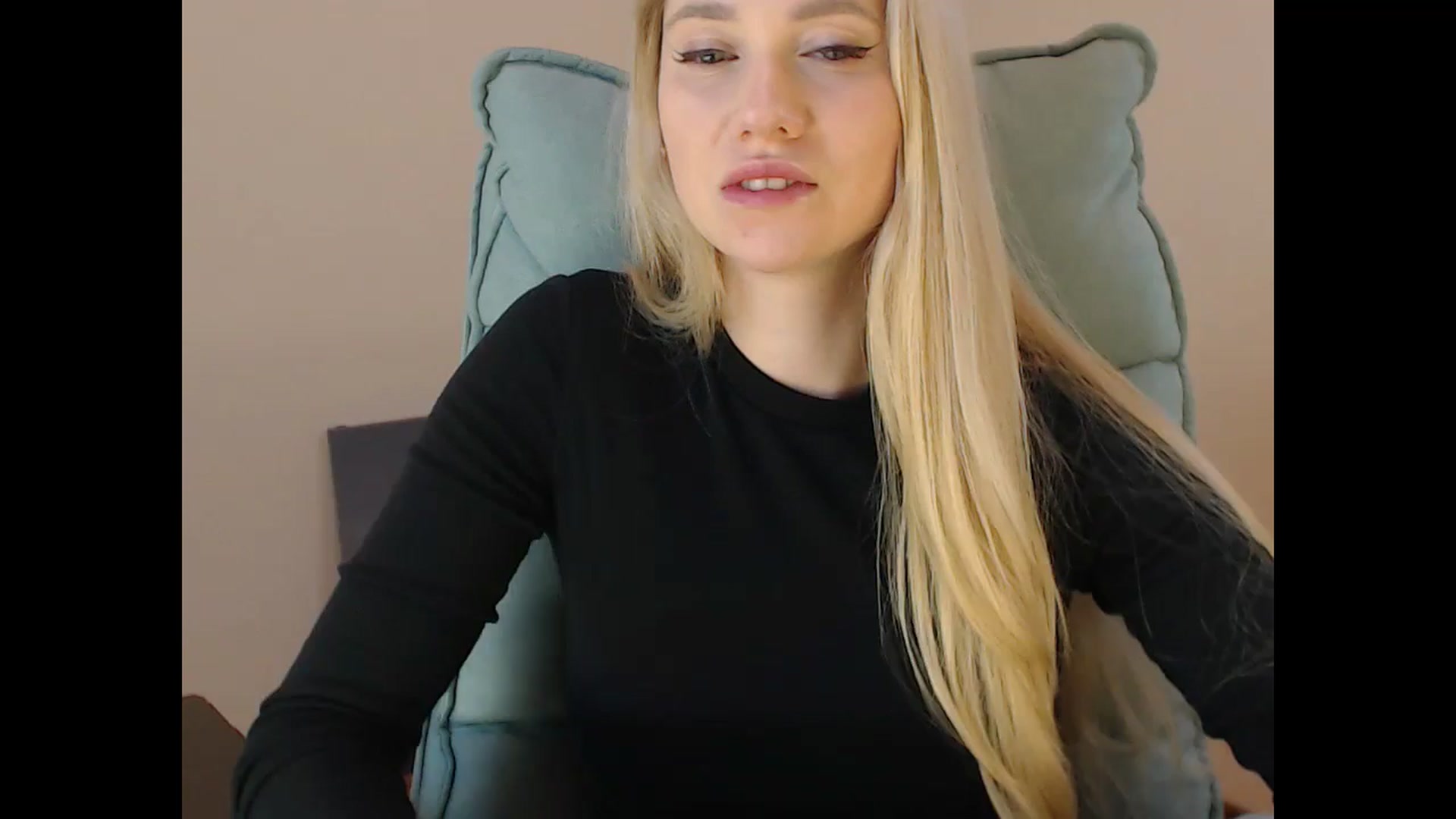 Gallery image thumbnail from Miss_Sylvia's myfreecams stream on, 02/11/2025, 18:08 image 12 of 20