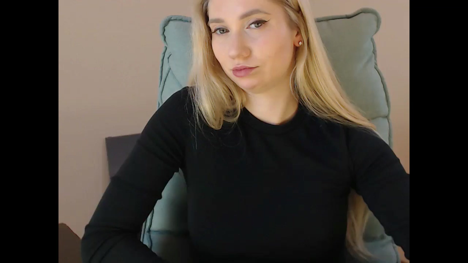 Gallery image thumbnail from Miss_Sylvia's myfreecams stream on, 02/11/2025, 18:08 image 7 of 20
