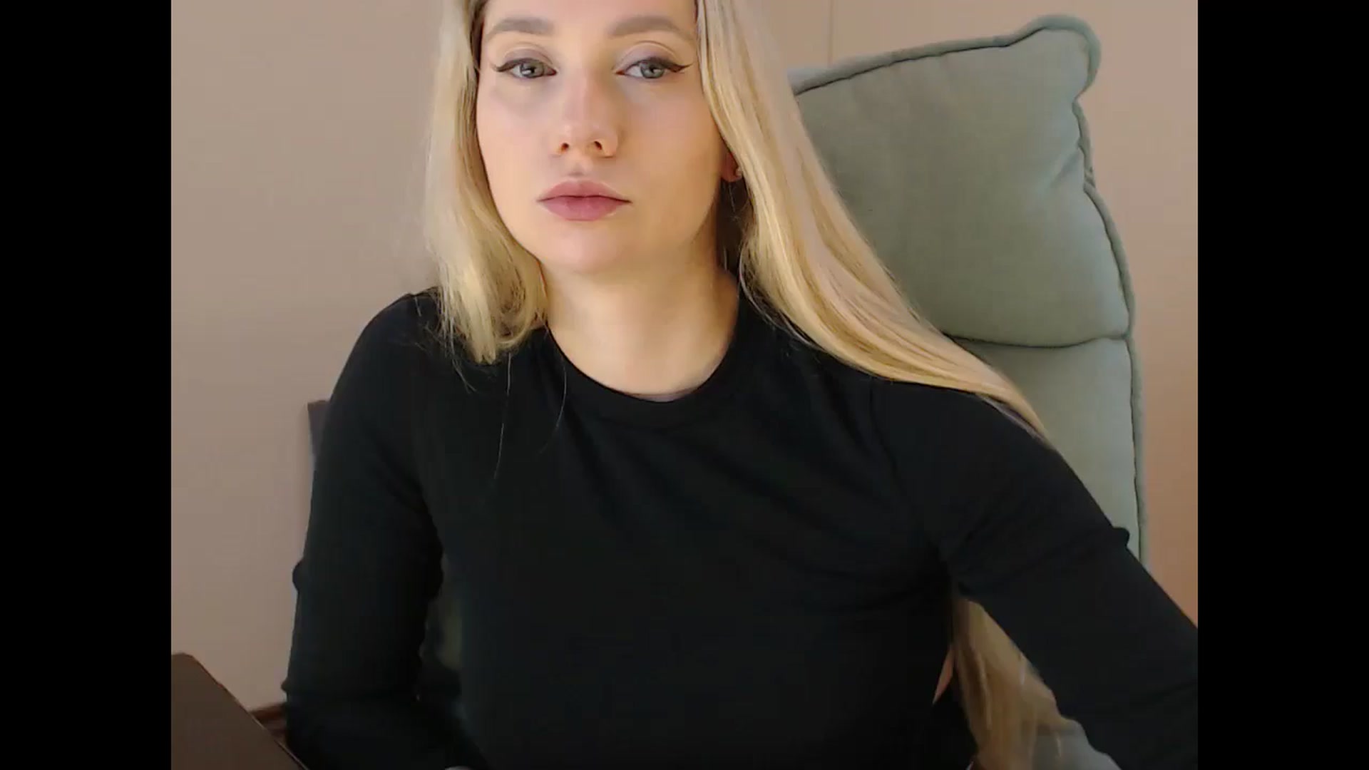 Gallery image thumbnail from Miss_Sylvia's myfreecams stream on, 02/11/2025, 18:08 image 1 of 20