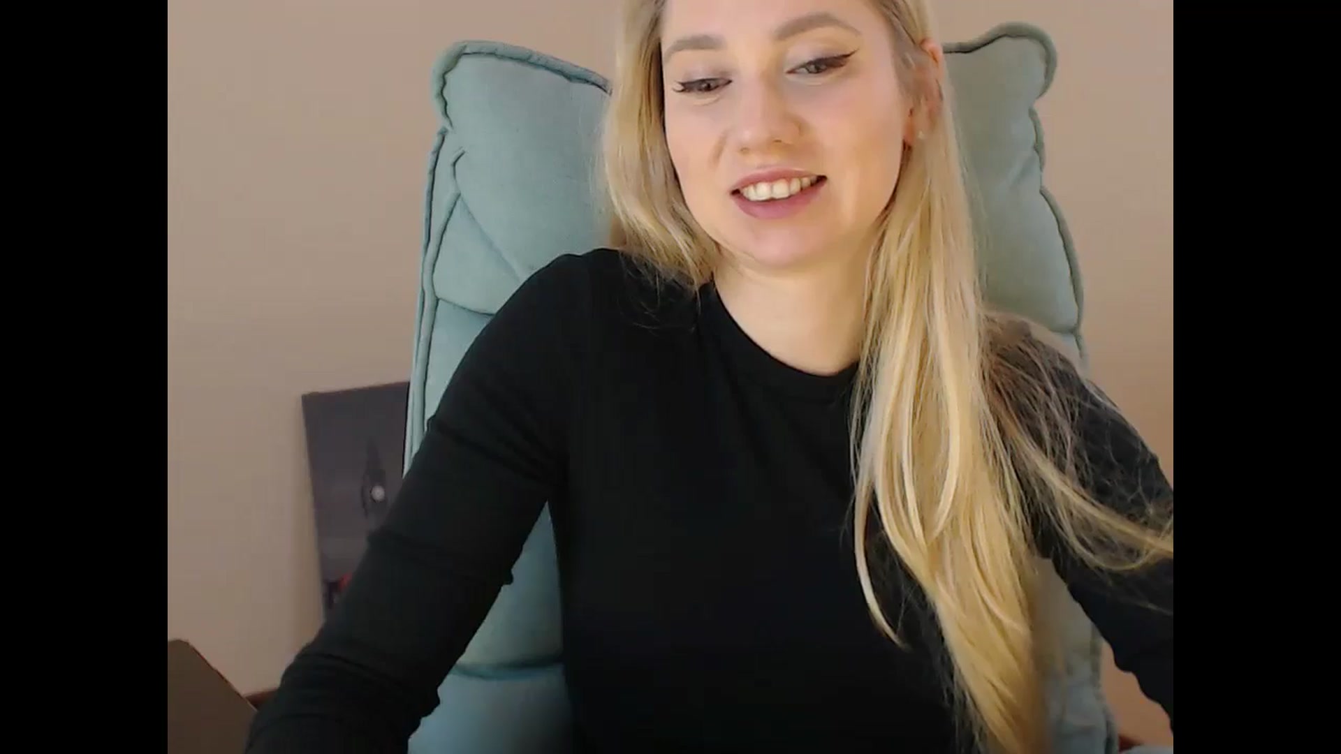 Gallery image thumbnail from Miss_Sylvia's myfreecams stream on, 02/11/2025, 18:08 image 16 of 20