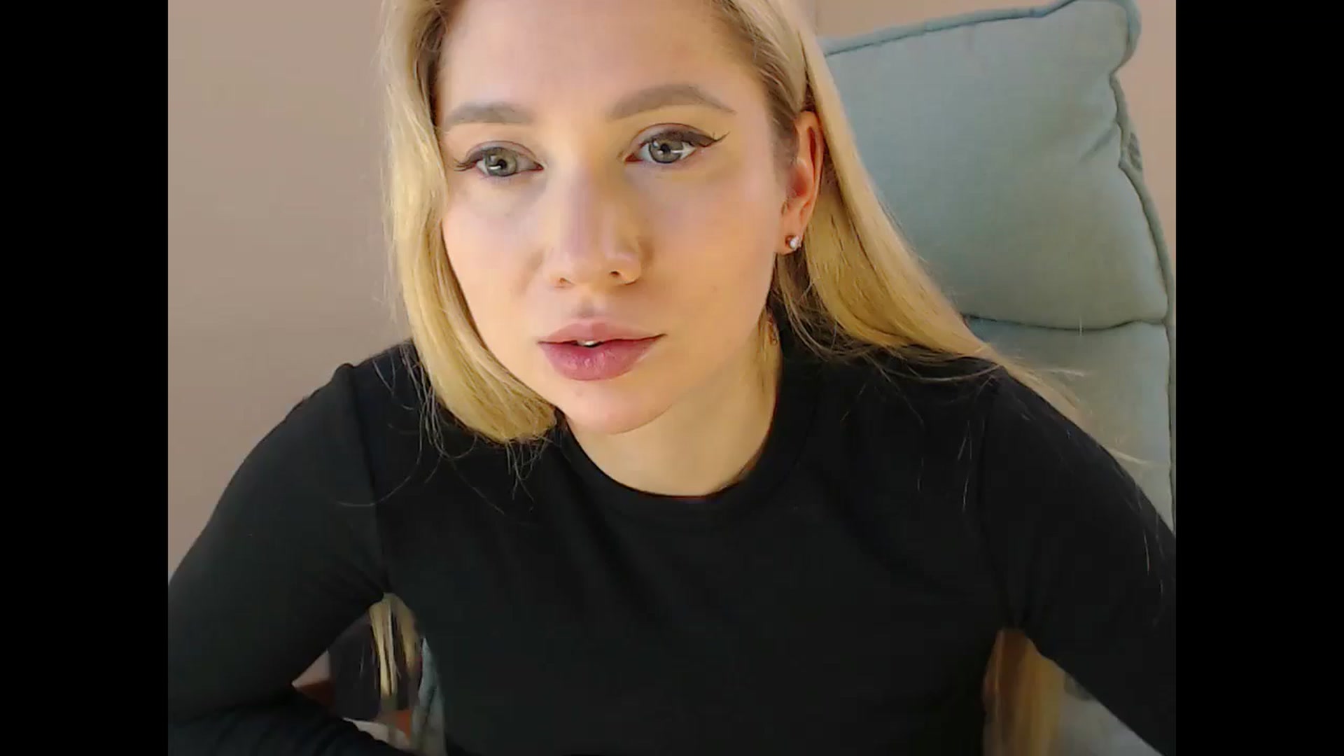Gallery image thumbnail from Miss_Sylvia's myfreecams stream on, 02/11/2025, 20:14 image 11 of 20