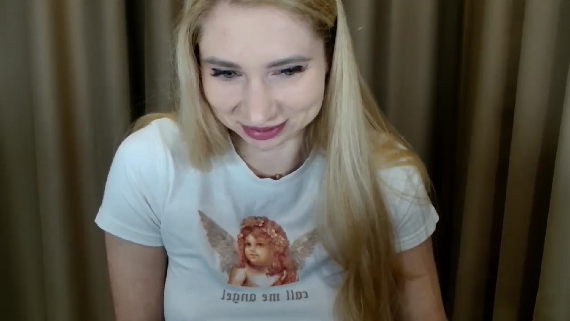 Gallery image thumbnail from Miss_Sylvia's myfreecams stream on, 03/09/2025, 21:45 image 16 of 20