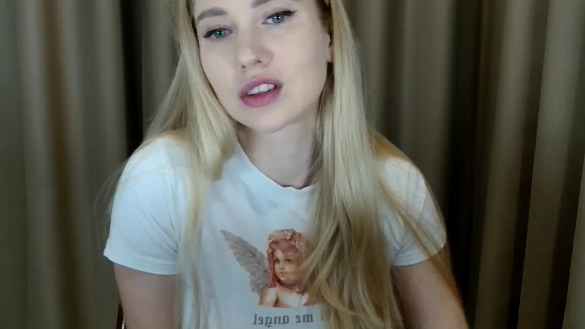 Gallery image thumbnail from Miss_Sylvia's myfreecams stream on, 03/09/2025, 21:45 image 11 of 20
