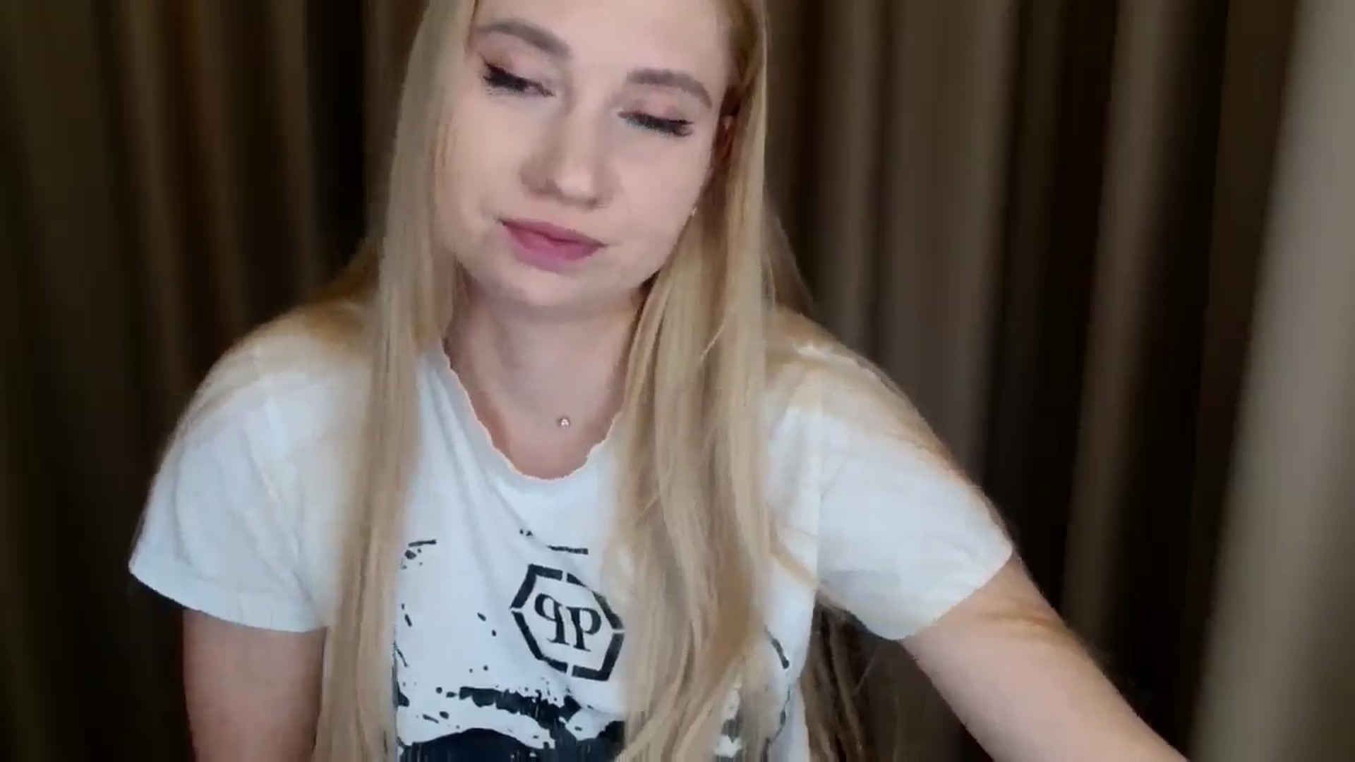 Gallery image thumbnail from Miss_Sylvia's myfreecams stream on, 03/10/2025, 20:59 image 5 of 20