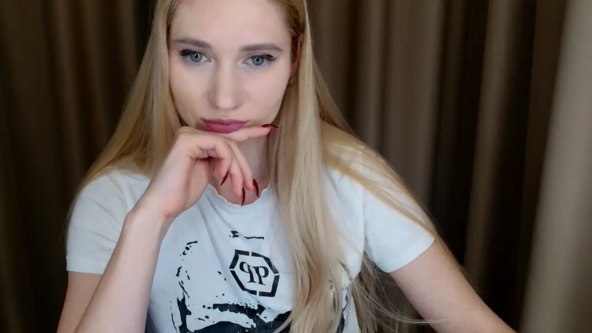 Gallery image thumbnail from Miss_Sylvia's myfreecams stream on, 03/10/2025, 20:59 image 2 of 20
