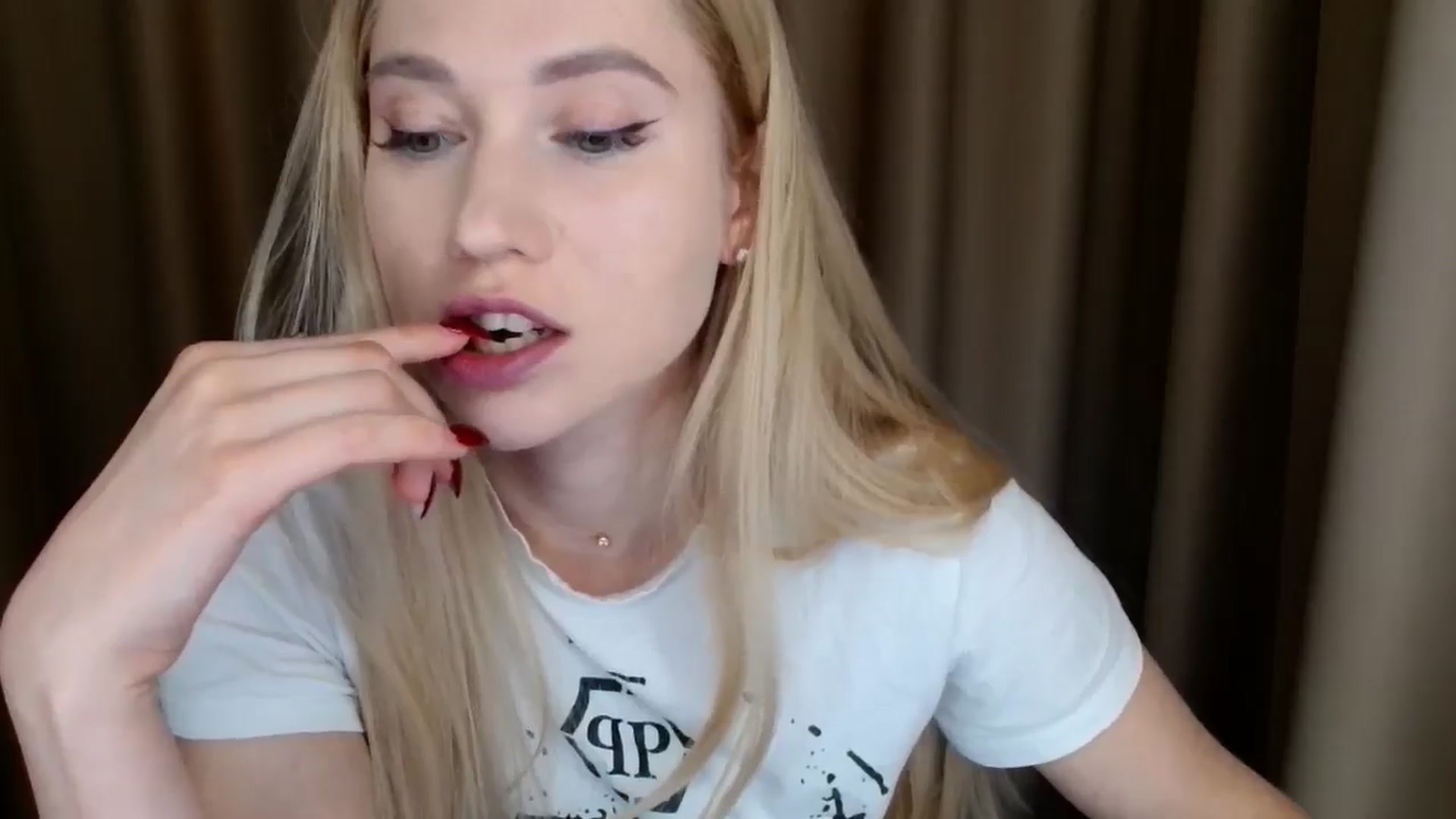 Gallery image thumbnail from Miss_Sylvia's myfreecams stream on, 03/10/2025, 20:59 image 19 of 20