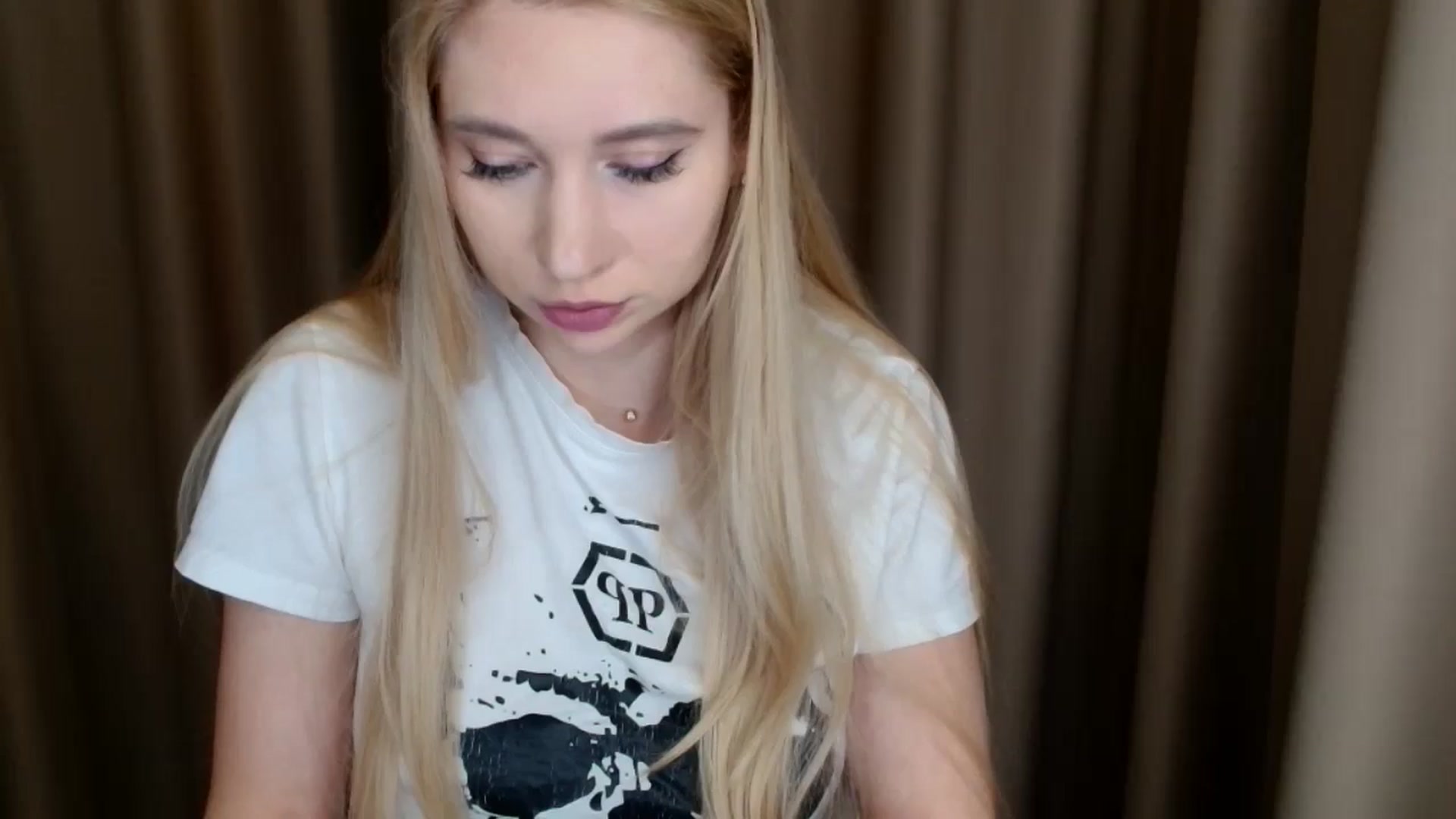 Gallery image thumbnail from Miss_Sylvia's myfreecams stream on, 03/10/2025, 20:59 image 7 of 20