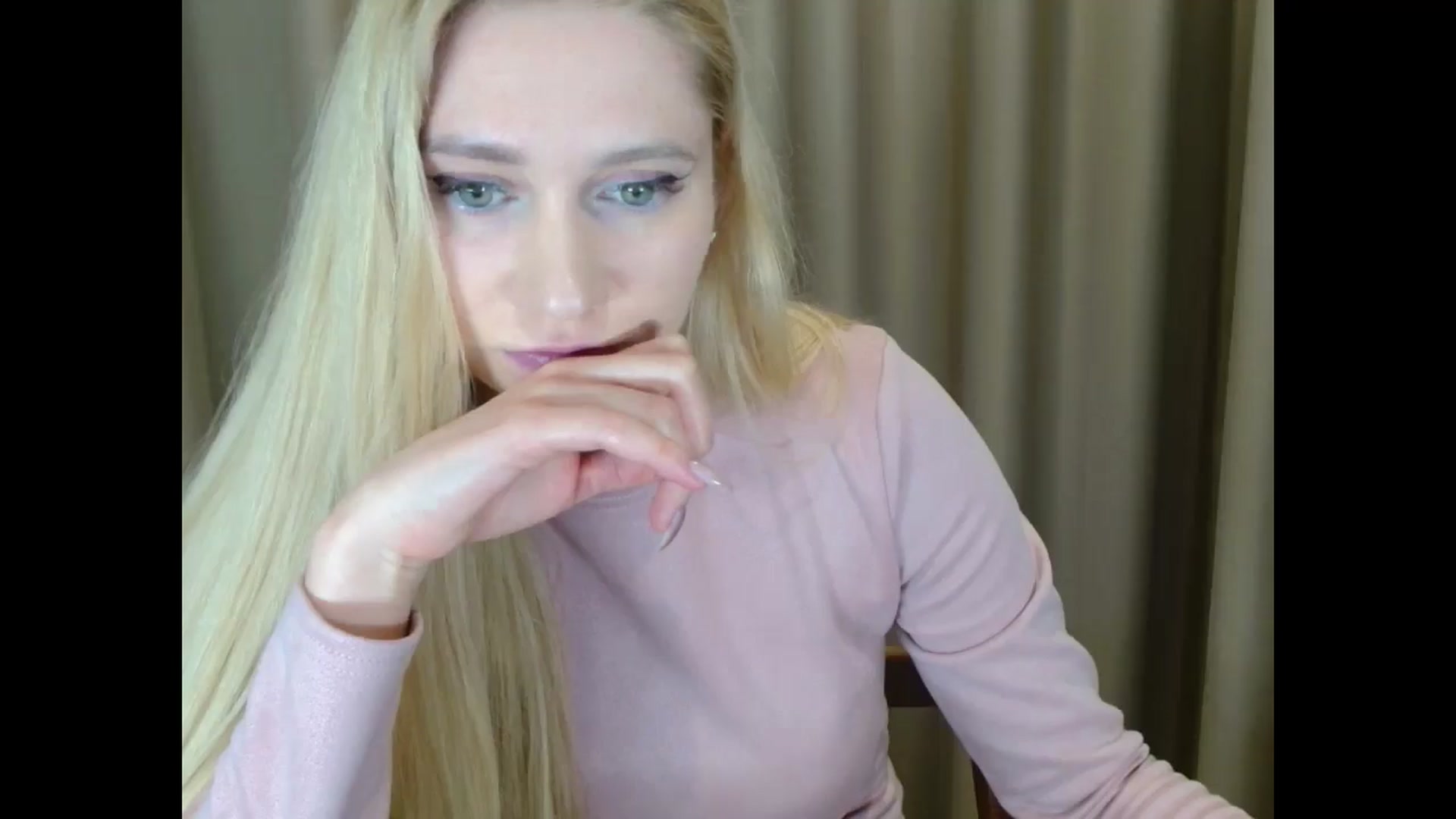 Gallery image thumbnail from Miss_Sylvia's myfreecams stream on, 03/11/2025, 19:02 image 13 of 20
