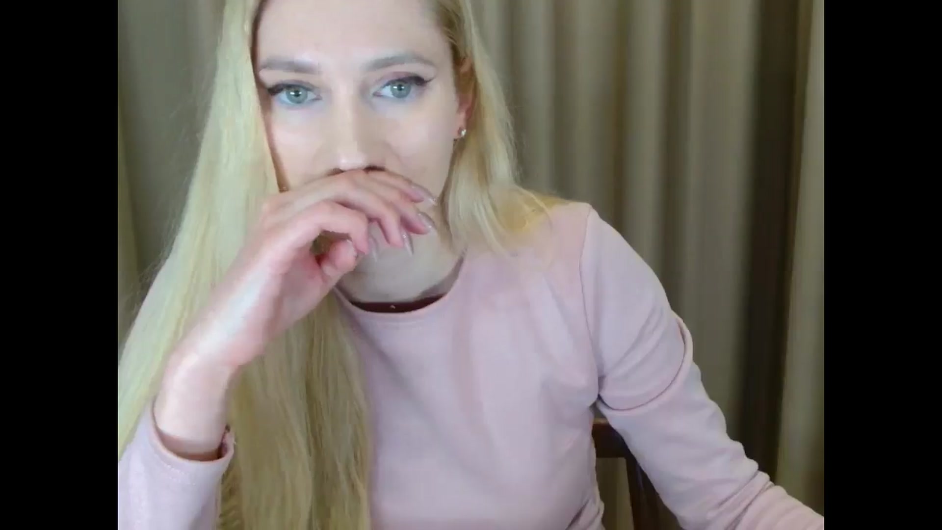Gallery image thumbnail from Miss_Sylvia's myfreecams stream on, 03/11/2025, 19:02 image 9 of 20