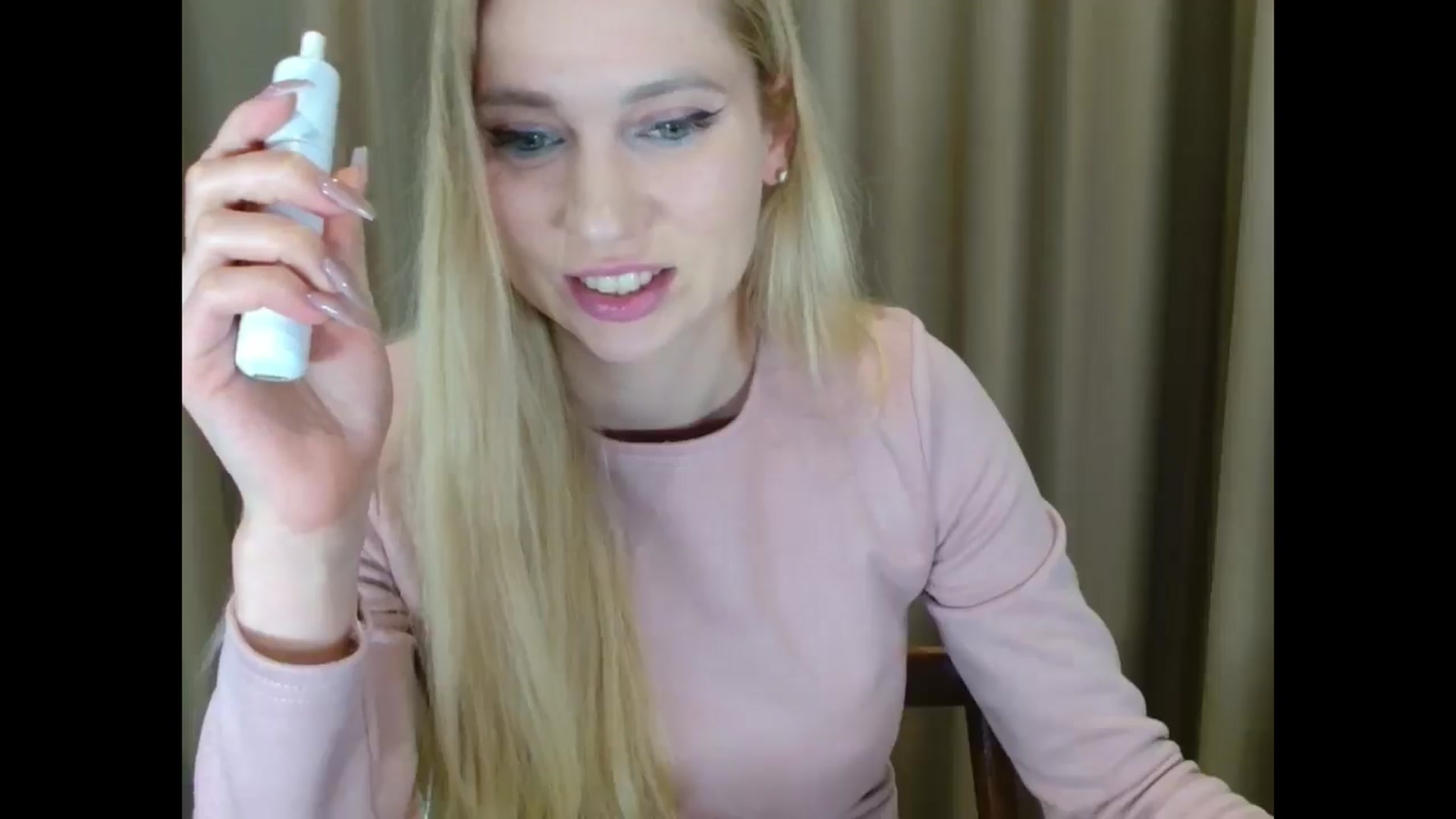 Gallery image thumbnail from Miss_Sylvia's myfreecams stream on, 03/11/2025, 19:02 image 16 of 20