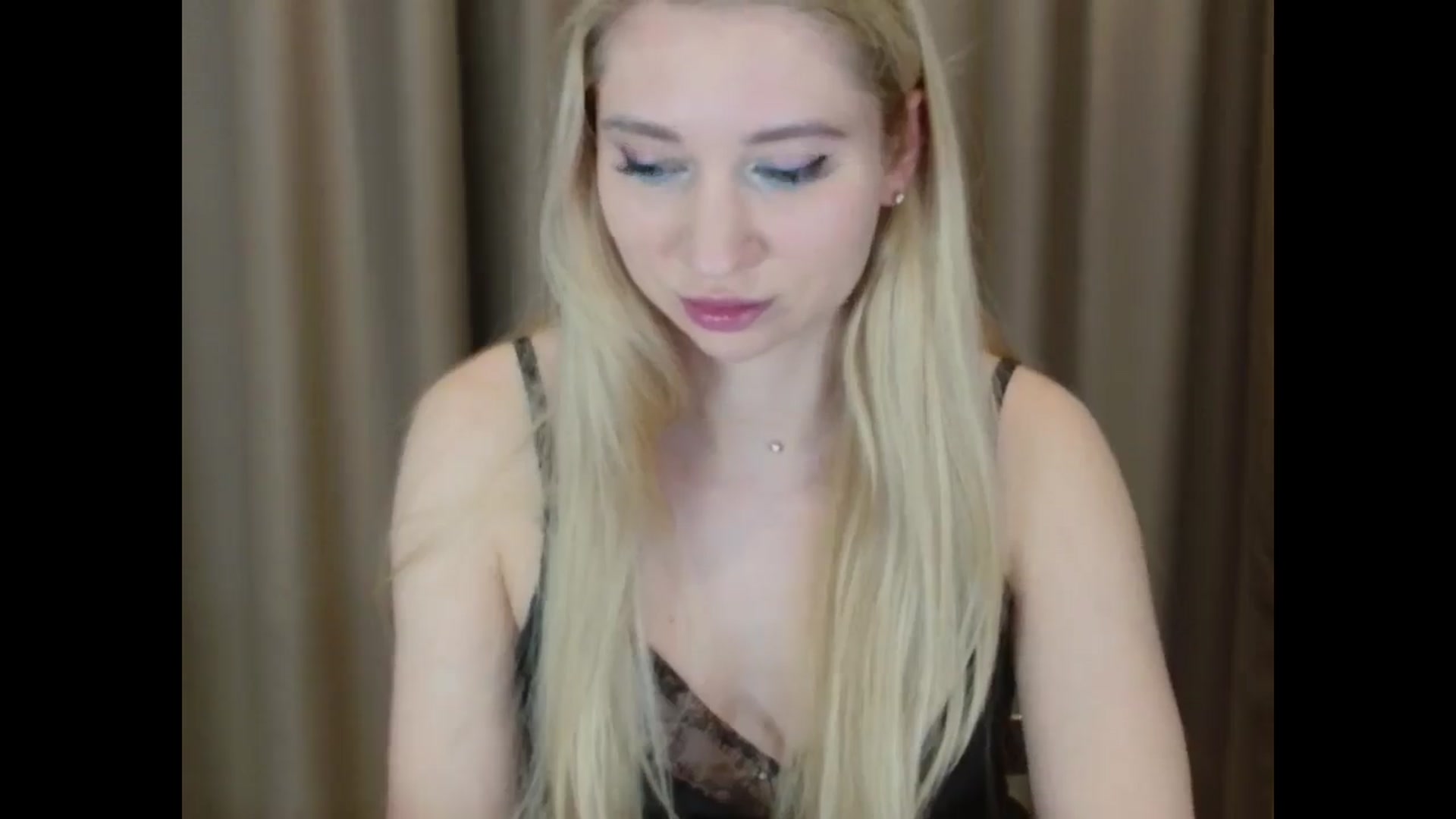 Gallery image thumbnail from Miss_Sylvia's myfreecams stream on, 03/12/2025, 19:43 image 7 of 20