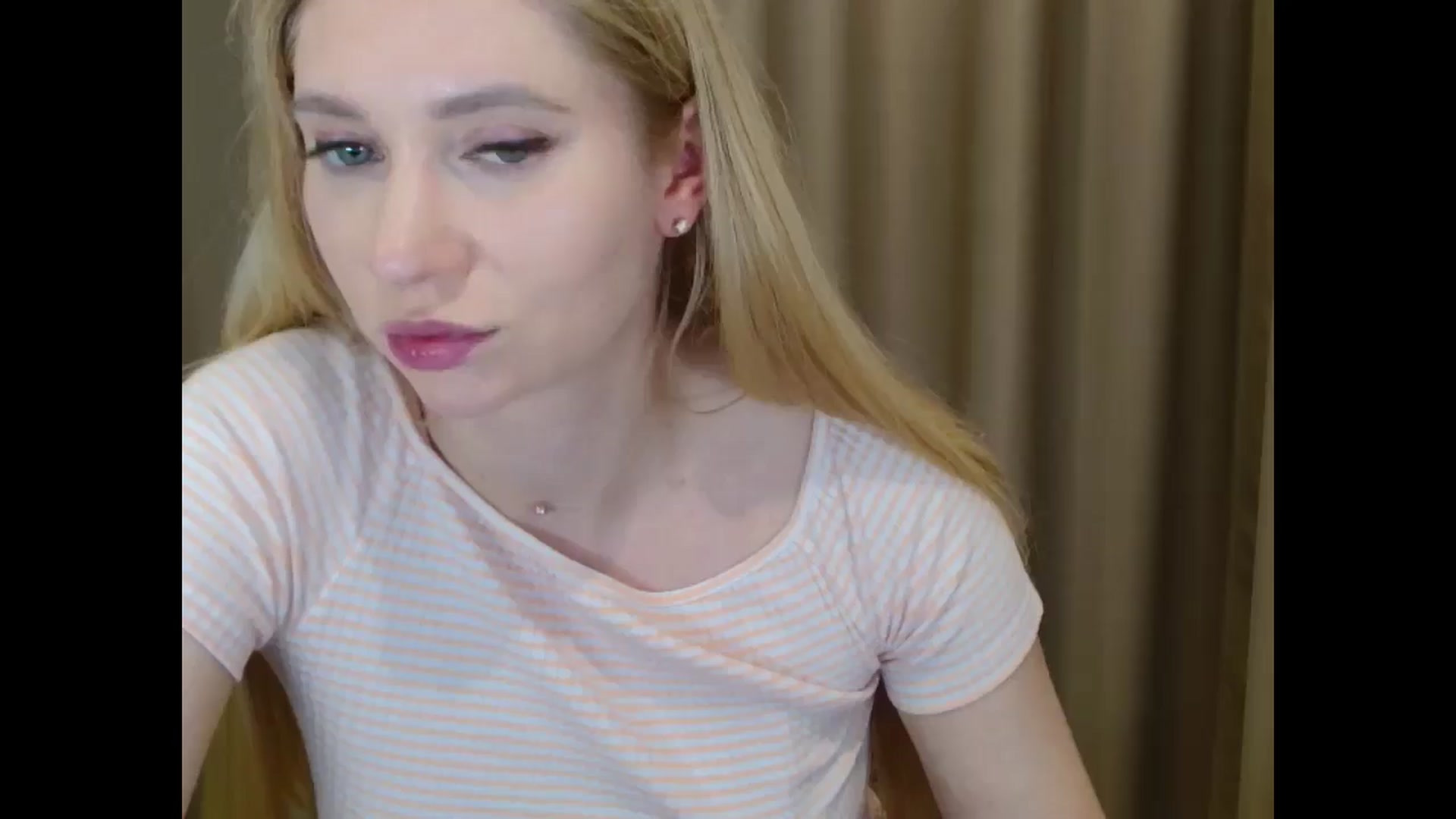 Gallery image thumbnail from Miss_Sylvia's myfreecams stream on, 03/13/2025, 20:02 image 19 of 20