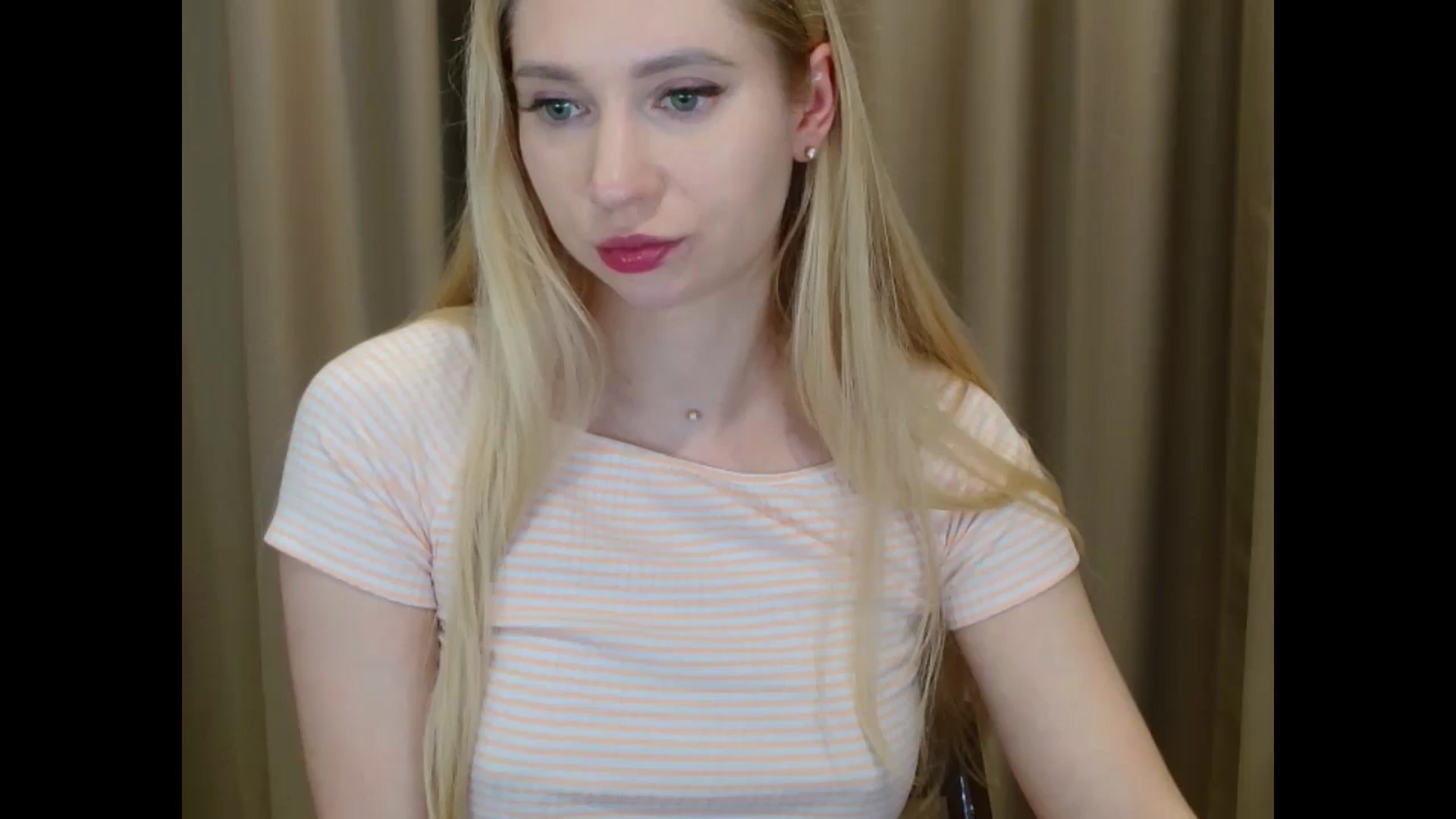 Gallery image thumbnail from Miss_Sylvia's myfreecams stream on, 03/13/2025, 20:58 image 6 of 20