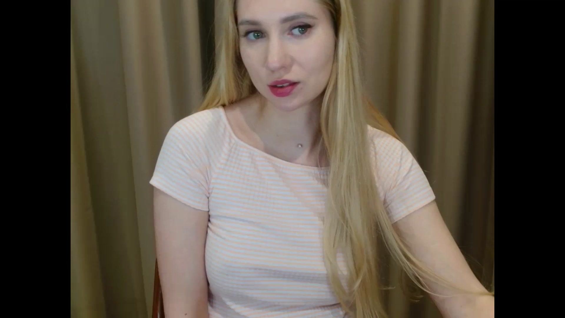 Gallery image thumbnail from Miss_Sylvia's myfreecams stream on, 03/13/2025, 21:38 image 17 of 20