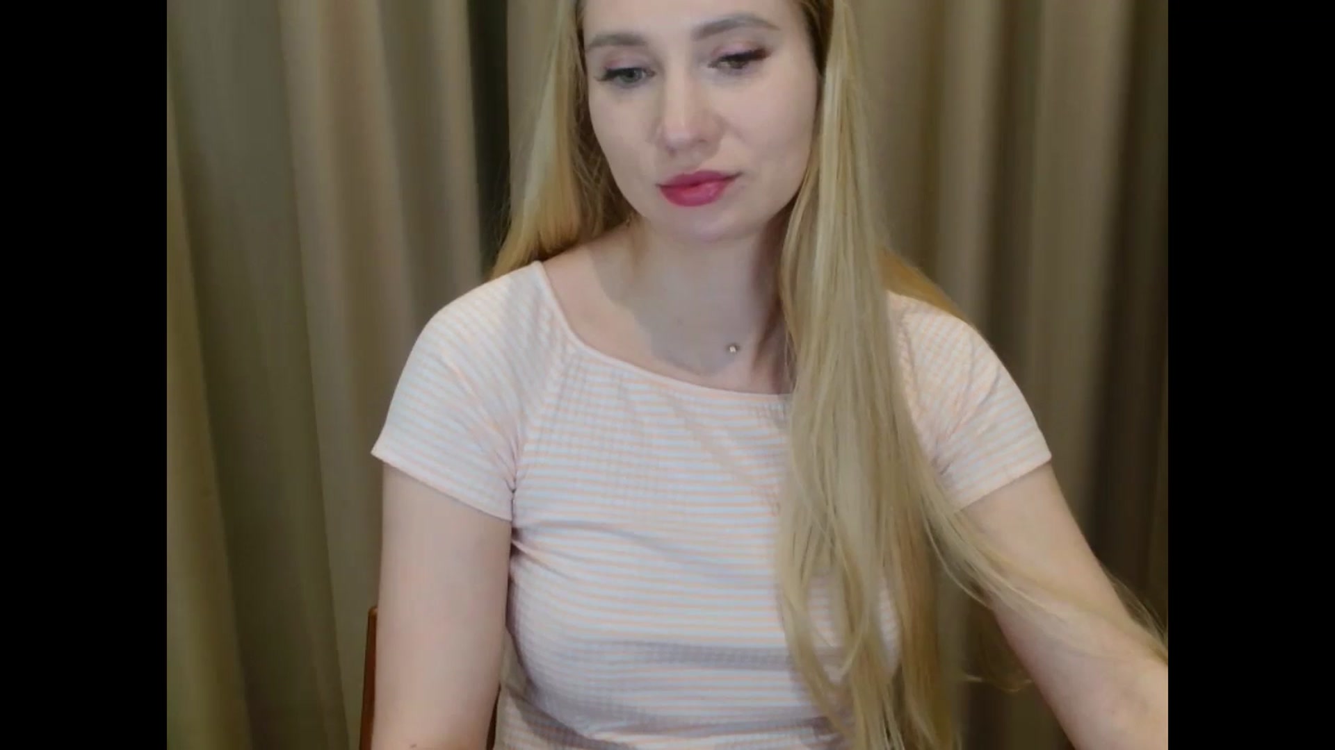 Gallery image thumbnail from Miss_Sylvia's myfreecams stream on, 03/13/2025, 21:38 image 15 of 20